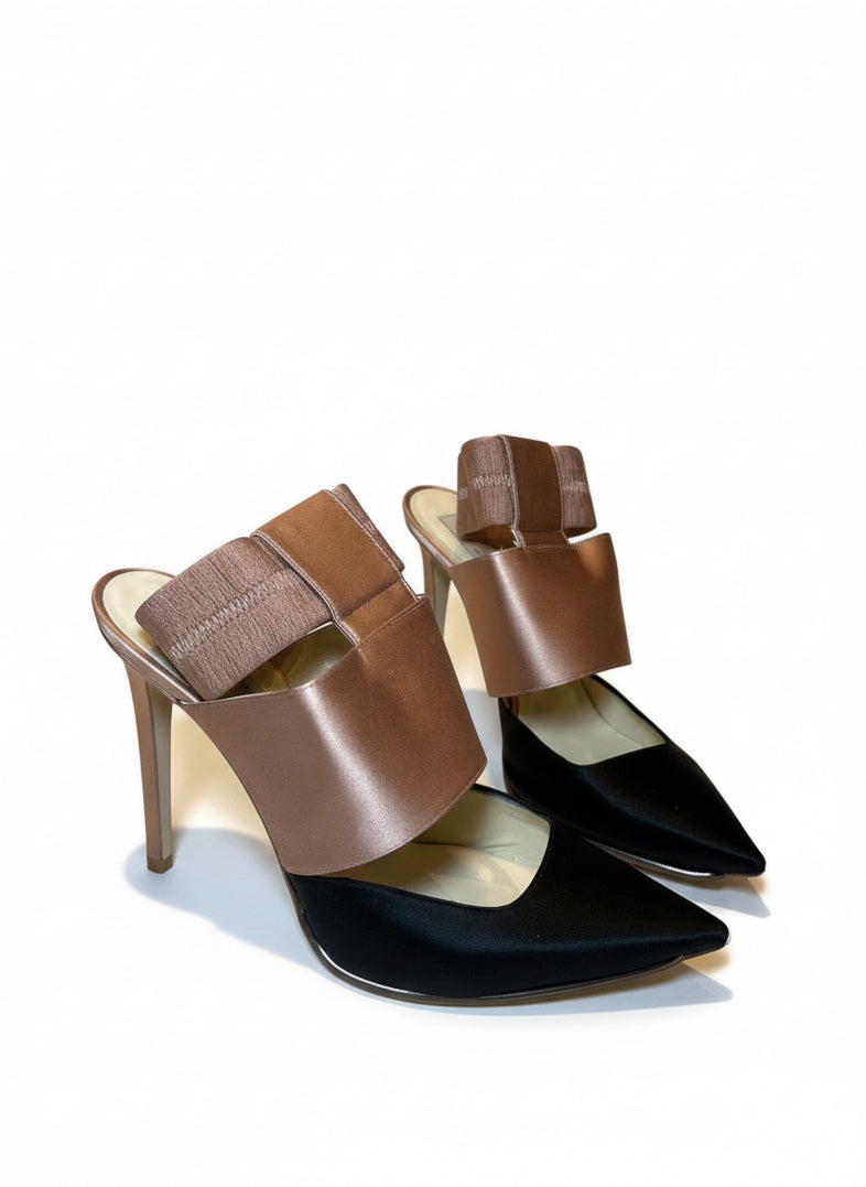 LIGHT MAUVE & BLACK SATIN PLATFORM PUMPS (W BOX)