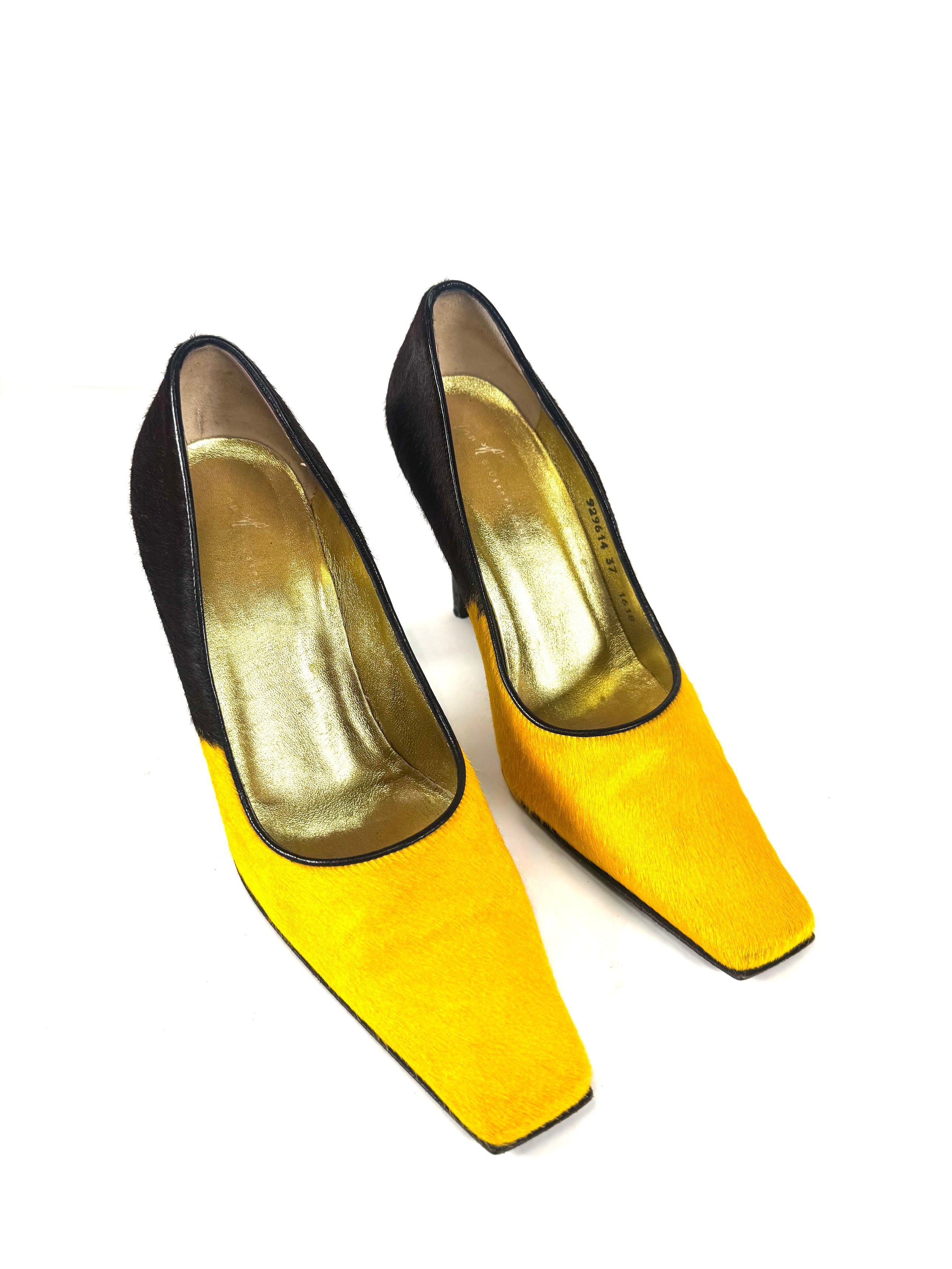 YELLOW & BROWN CALFHAIR PUMPS