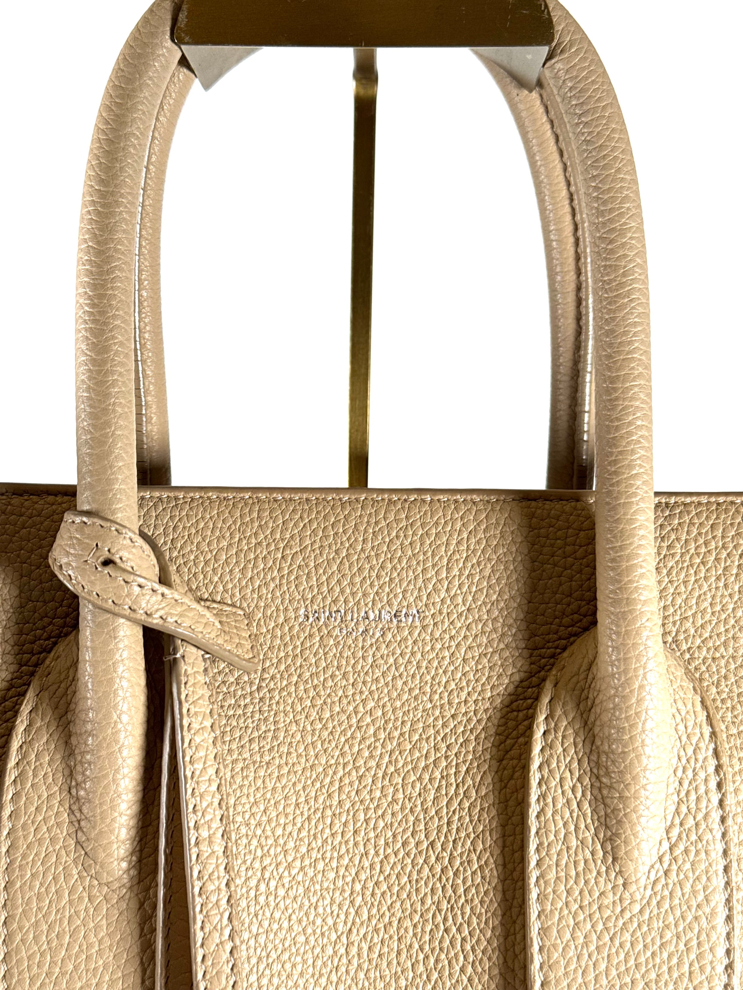 SAC DE JOUR SAND LEATHER SMALL TOTE @NICOZ