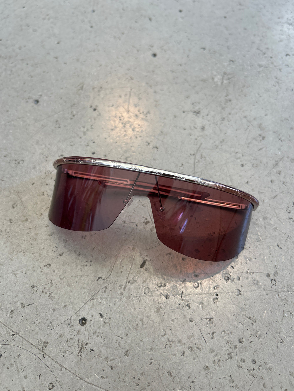 ‘IROQUOI 2’ LOGO RIMLESS PURPLE SUNGLASSES @MARA