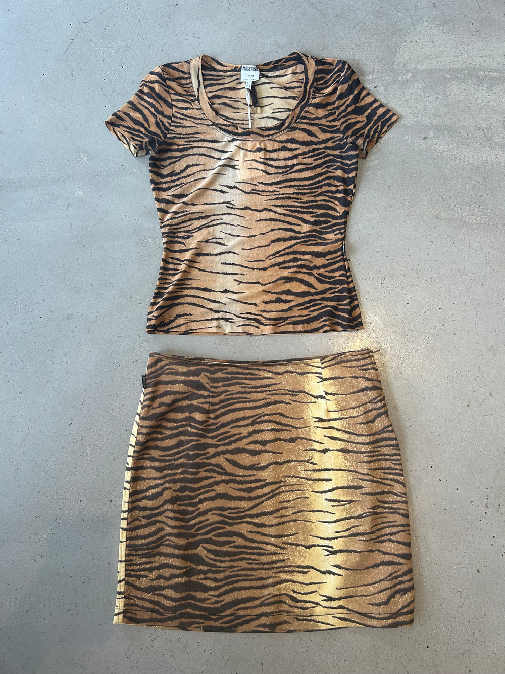 TIGER PRINTED TOP & SKIRT SET (AS IS)