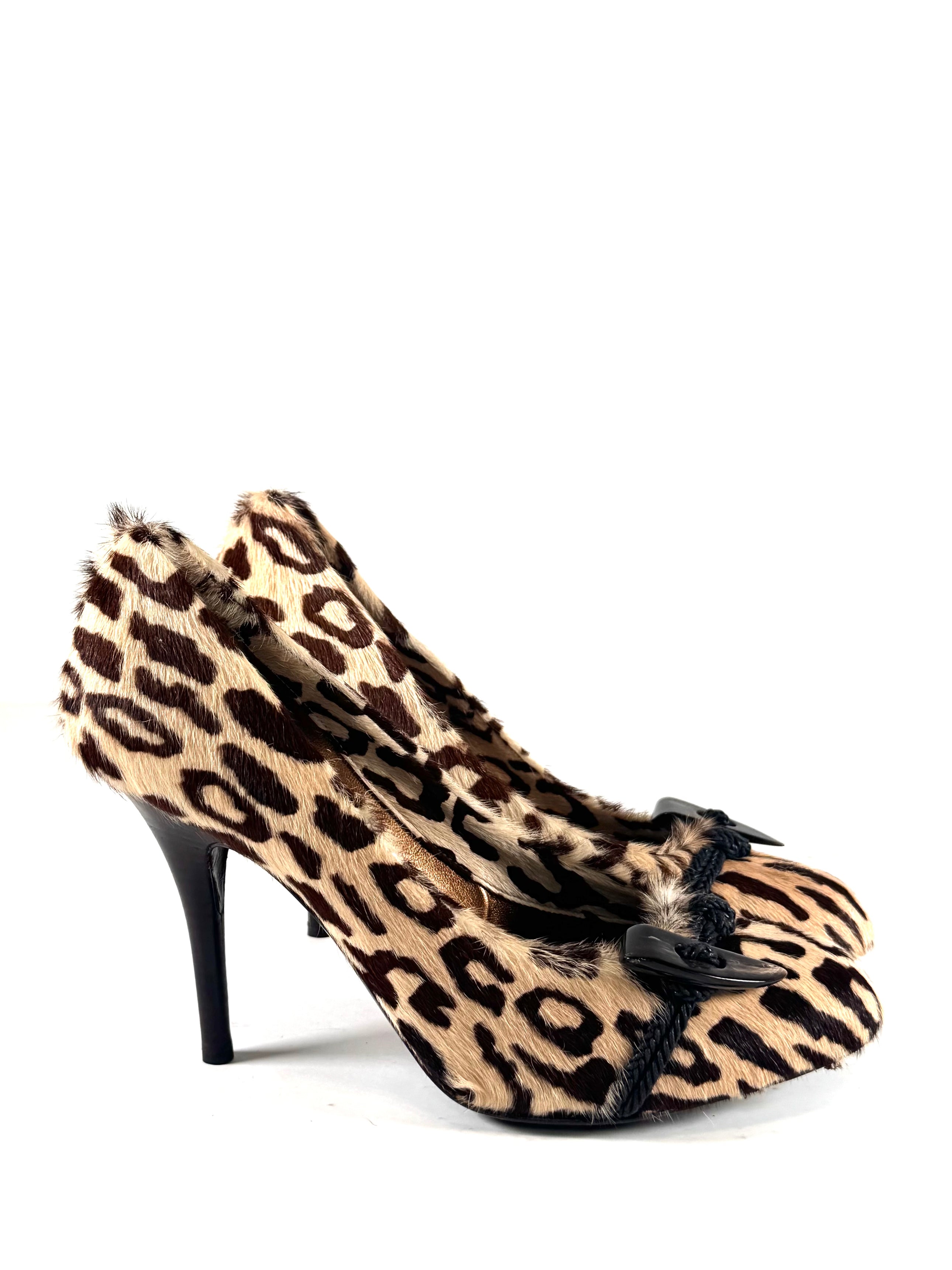 SABER TOOTH CALF HAIR CHEETAH PRINT PUMPS