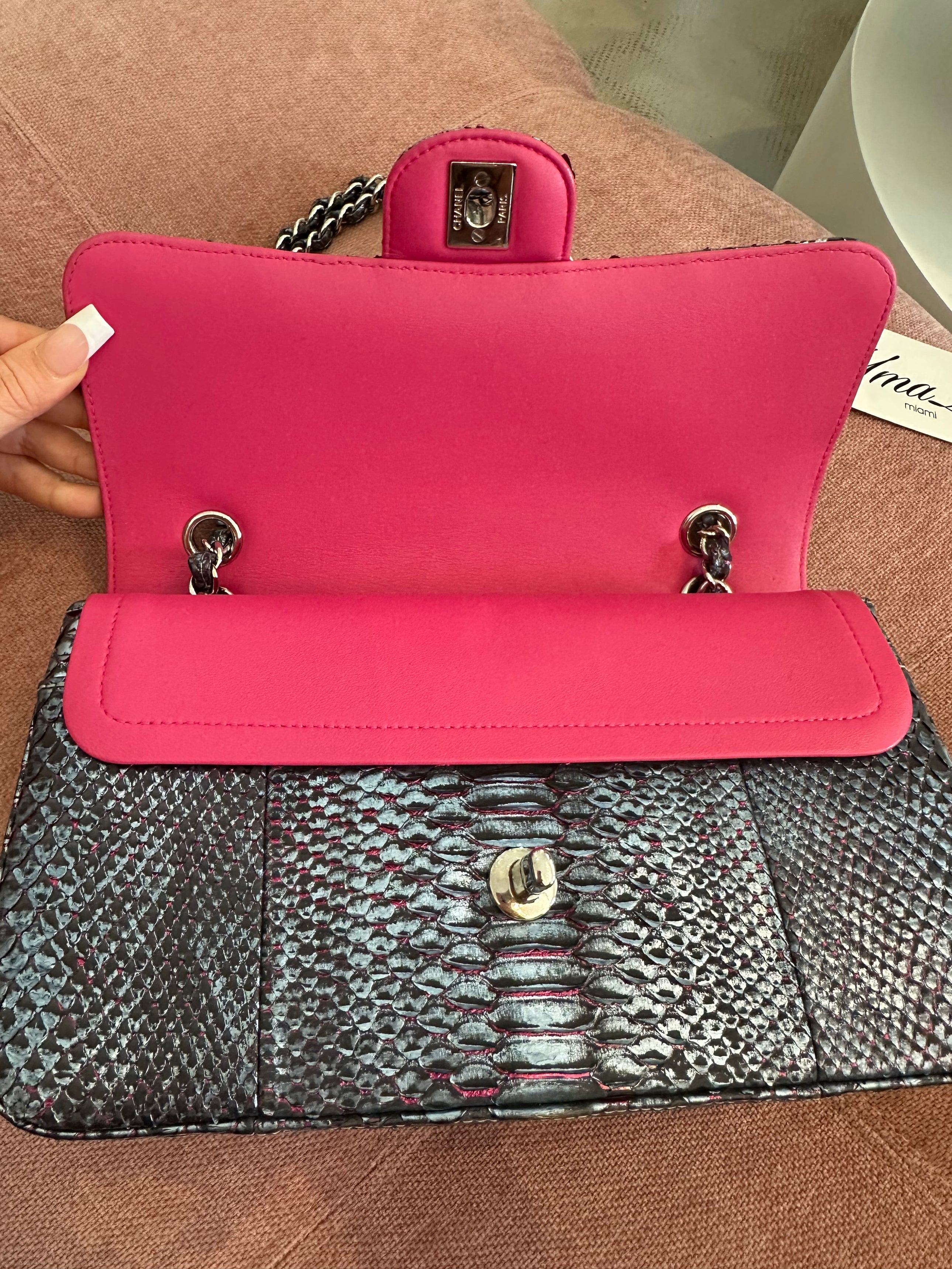 2017 CROCUS PYTHON RARE FLAP BAG @SM