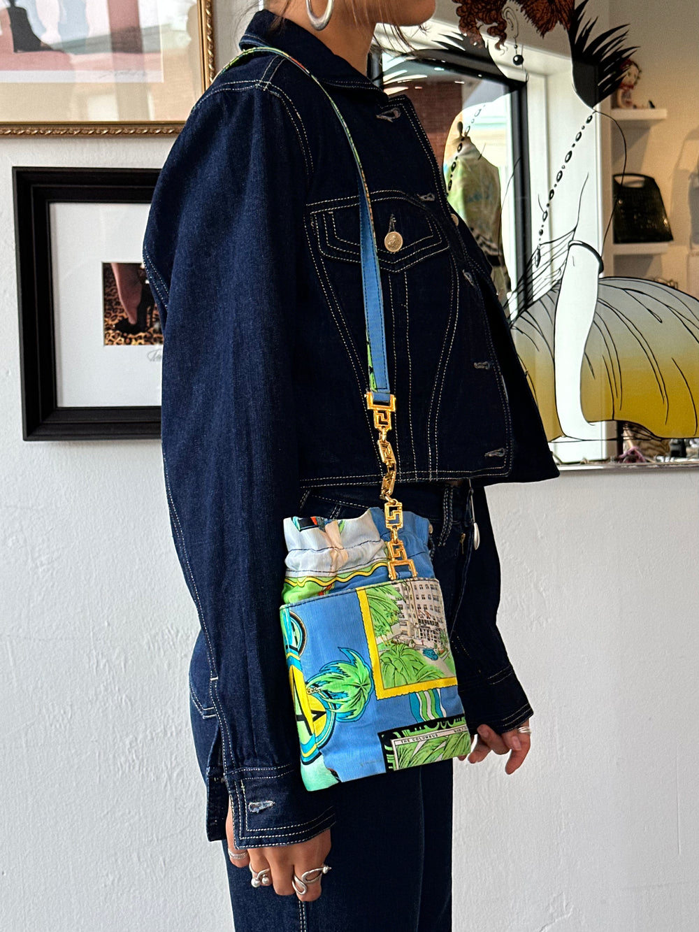 SS1993 MIAMI BUCKET BAG W GOLD HARDWARE @JCCG