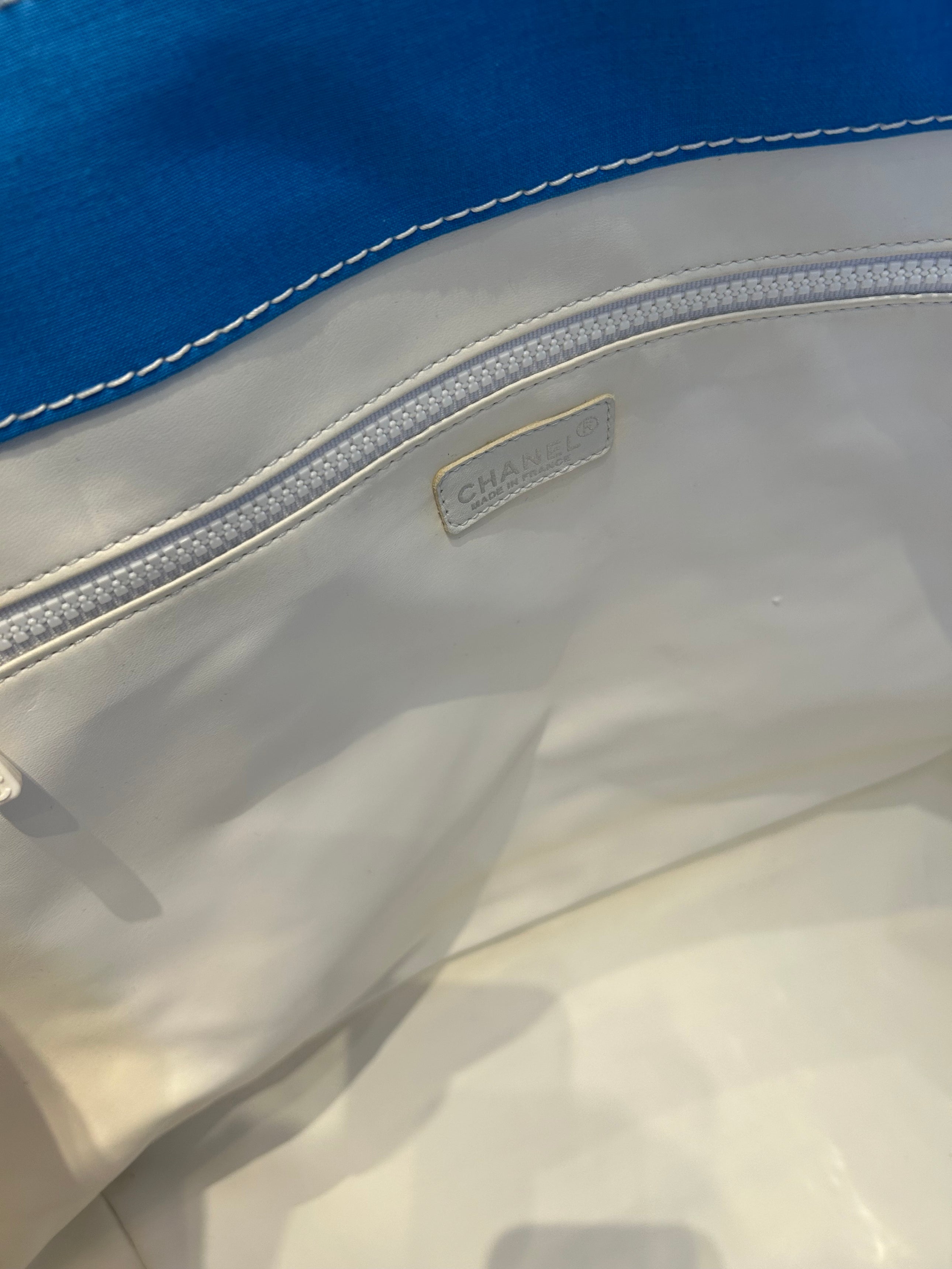 SS02 SURF PRINTED TOTE
