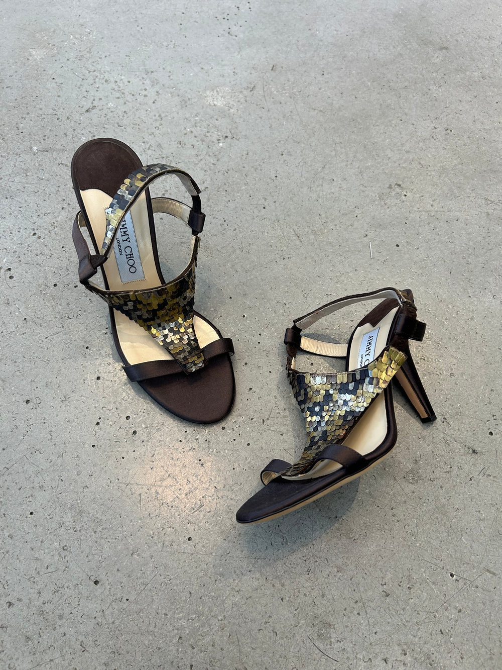 LAYERED SEQUIN BROWN SATIN HEELS