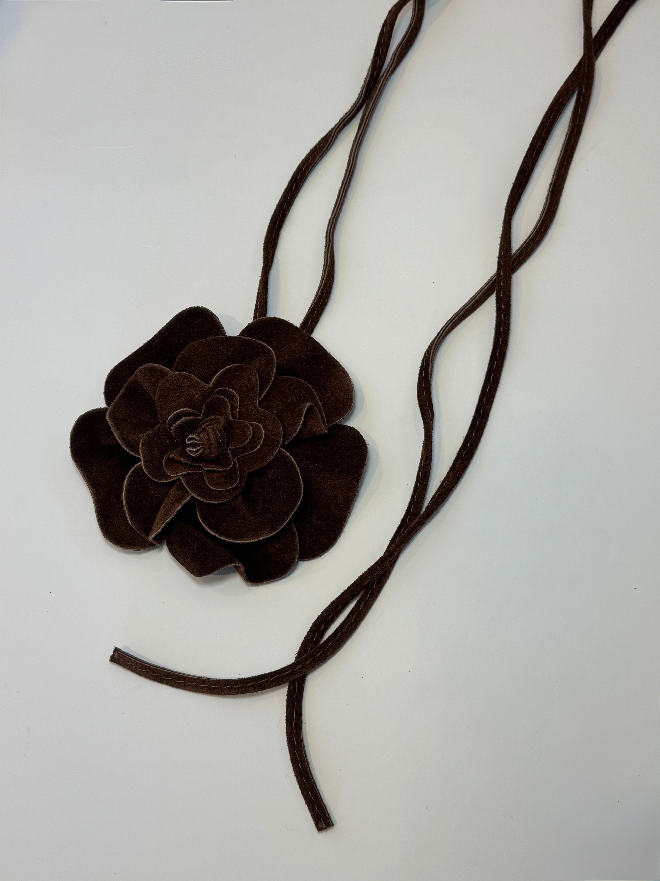 BROWN SUEDE FLORAL BELT