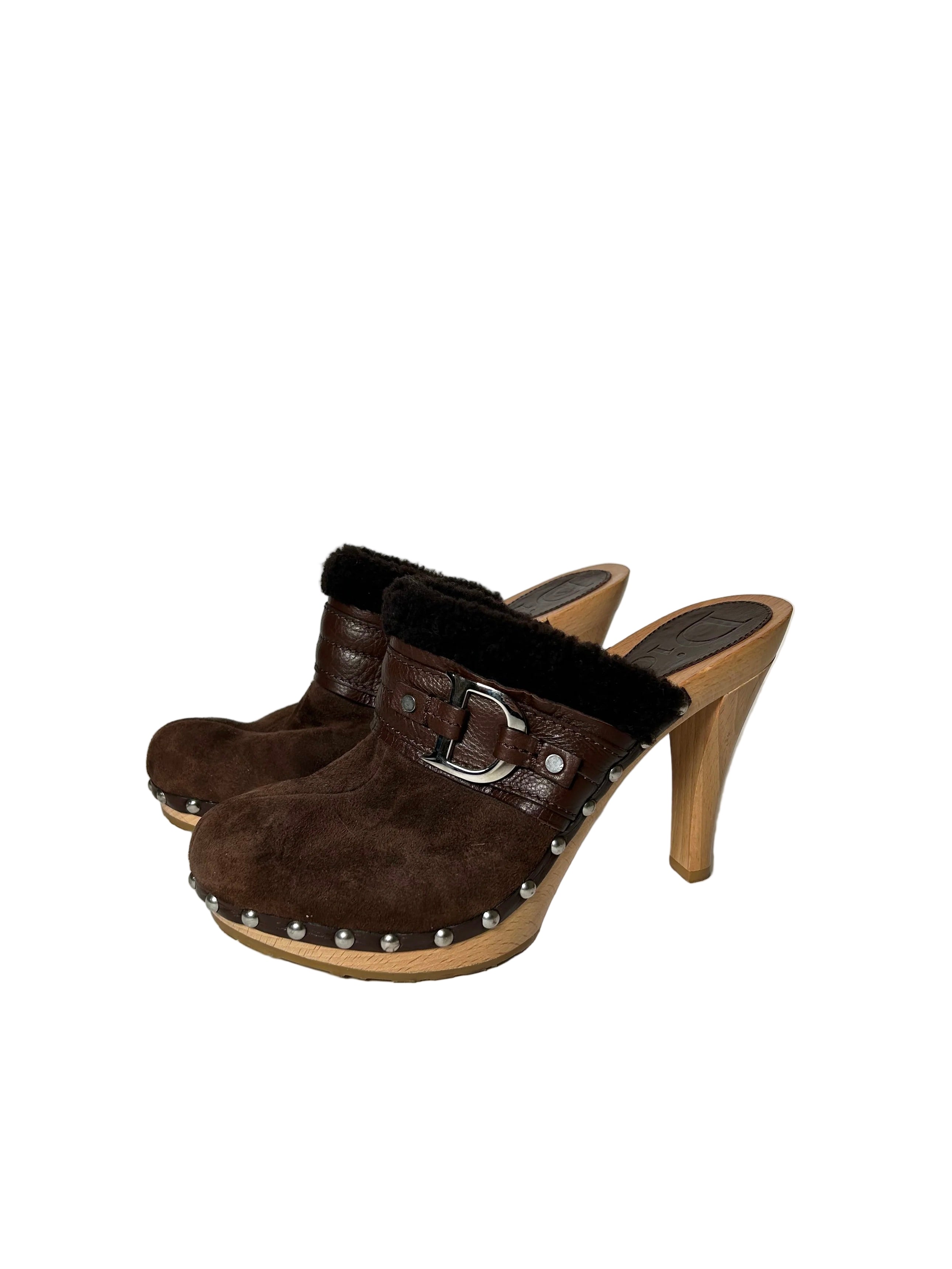 BROWN SHEARLING MULES