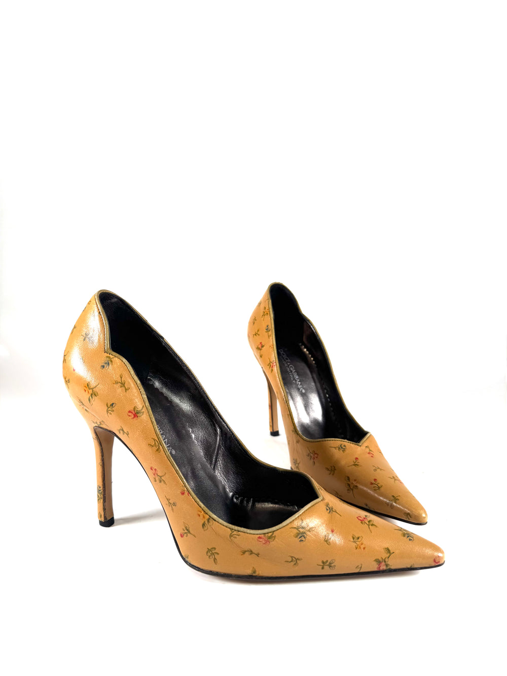 LEATHER FLORAL PUMPS @ALISHAG