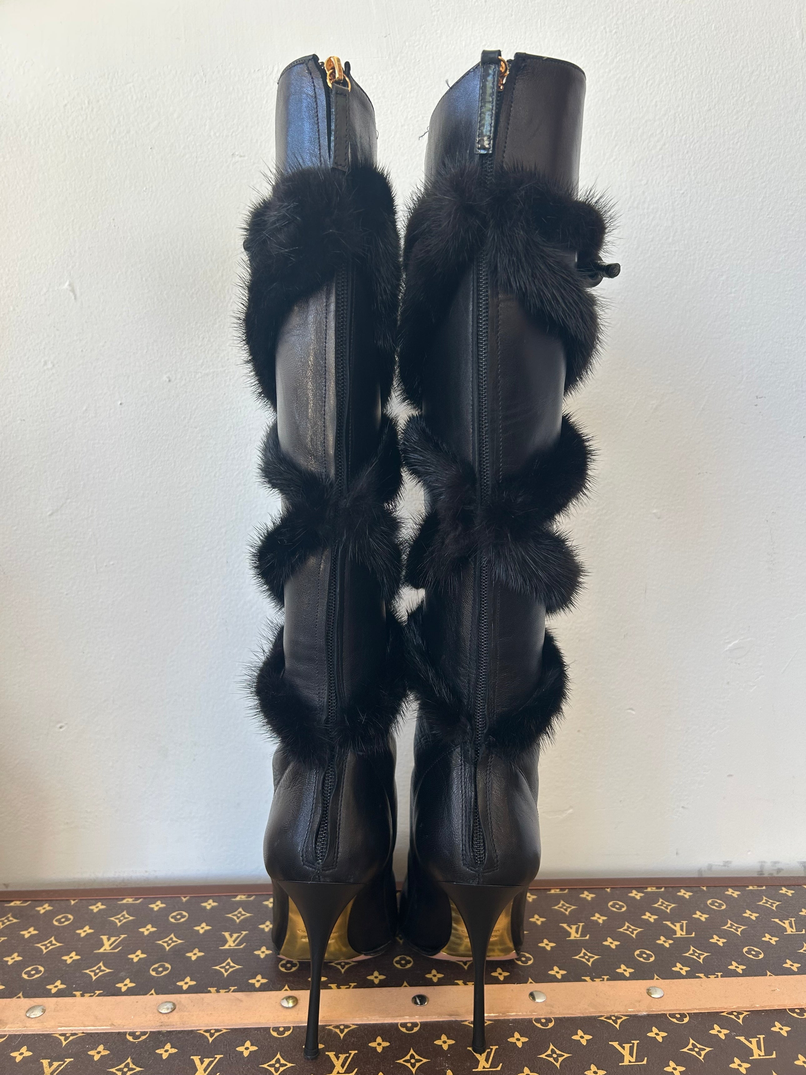 LEATHER & MINK BOOTS @IRIK