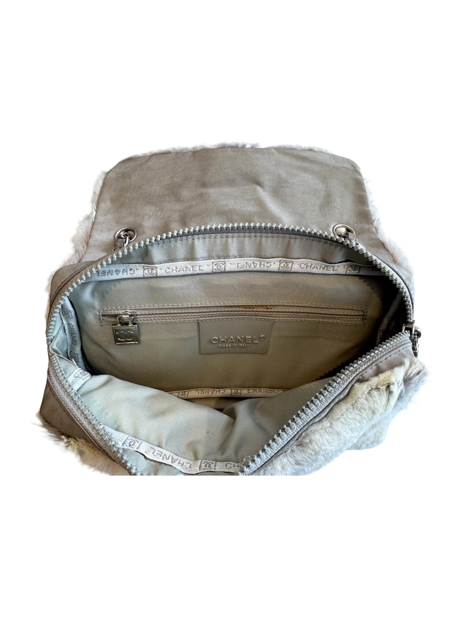 2005 GREY SPORT RABBIT FUR TECH BUCKLE BAG