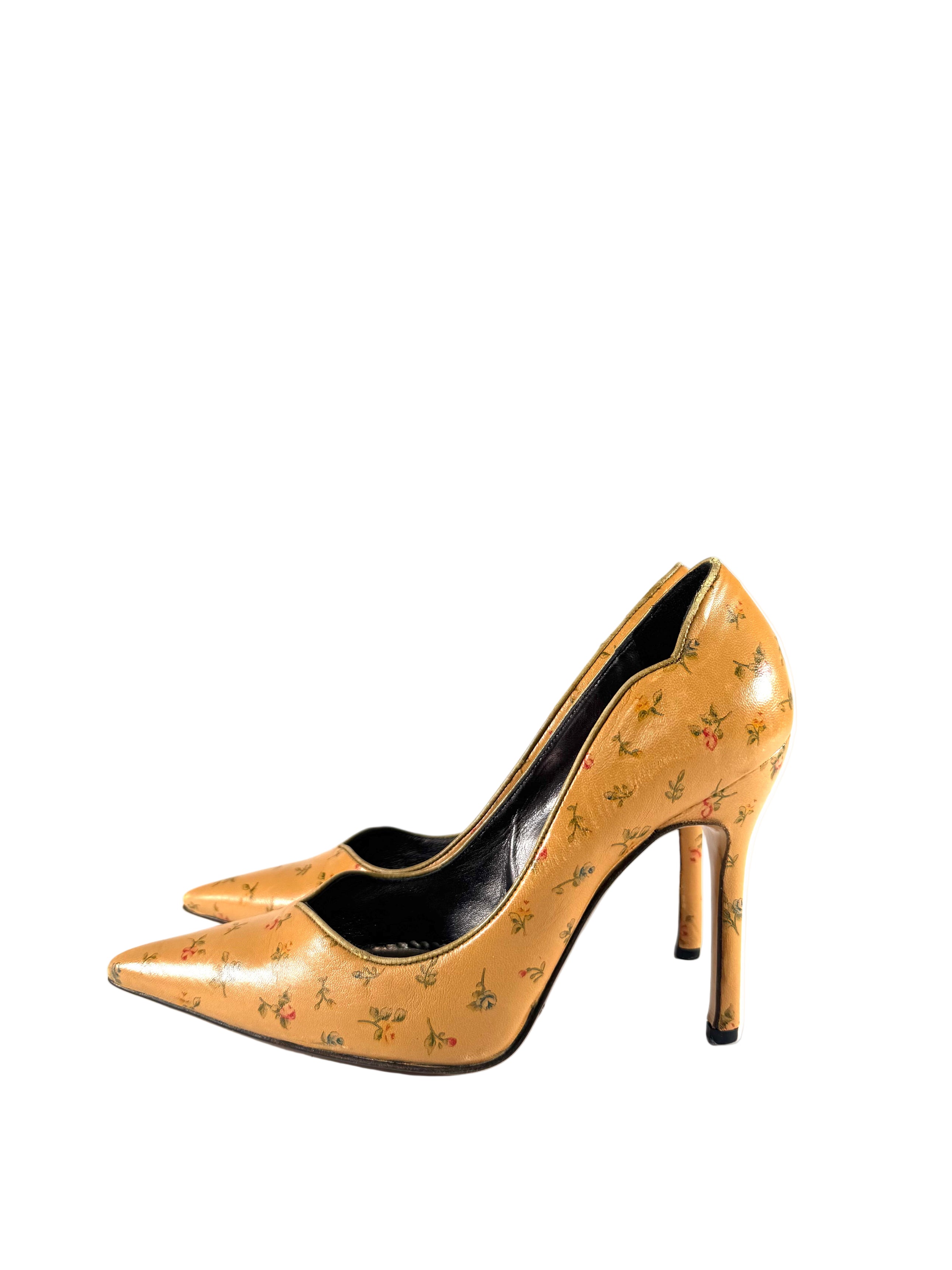 LEATHER FLORAL PUMPS @ALISHAG