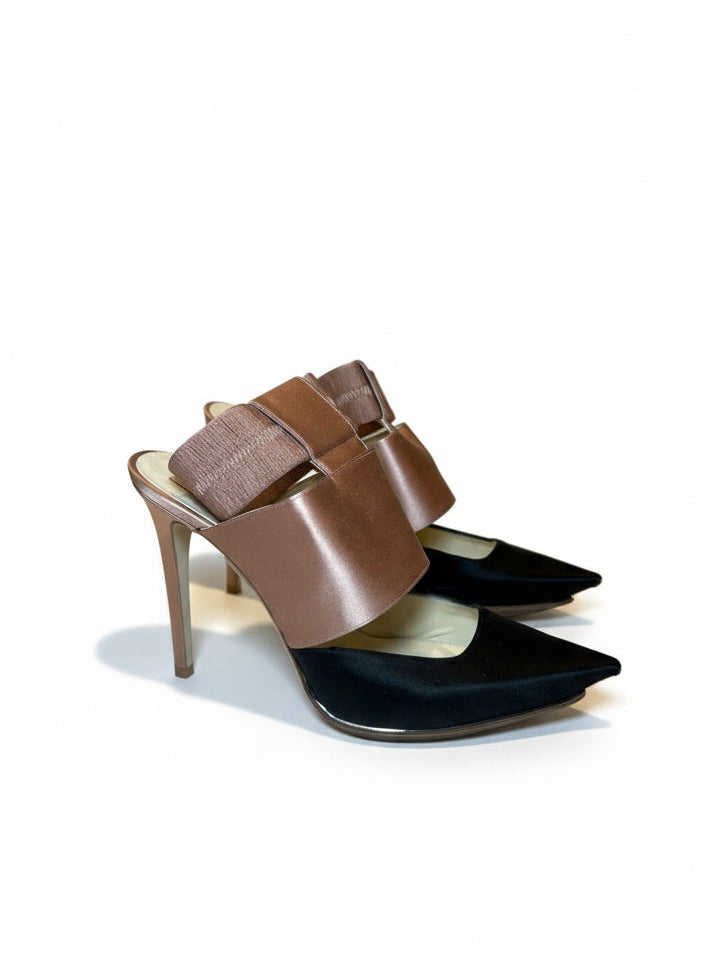 LIGHT MAUVE & BLACK SATIN PLATFORM PUMPS (W BOX)