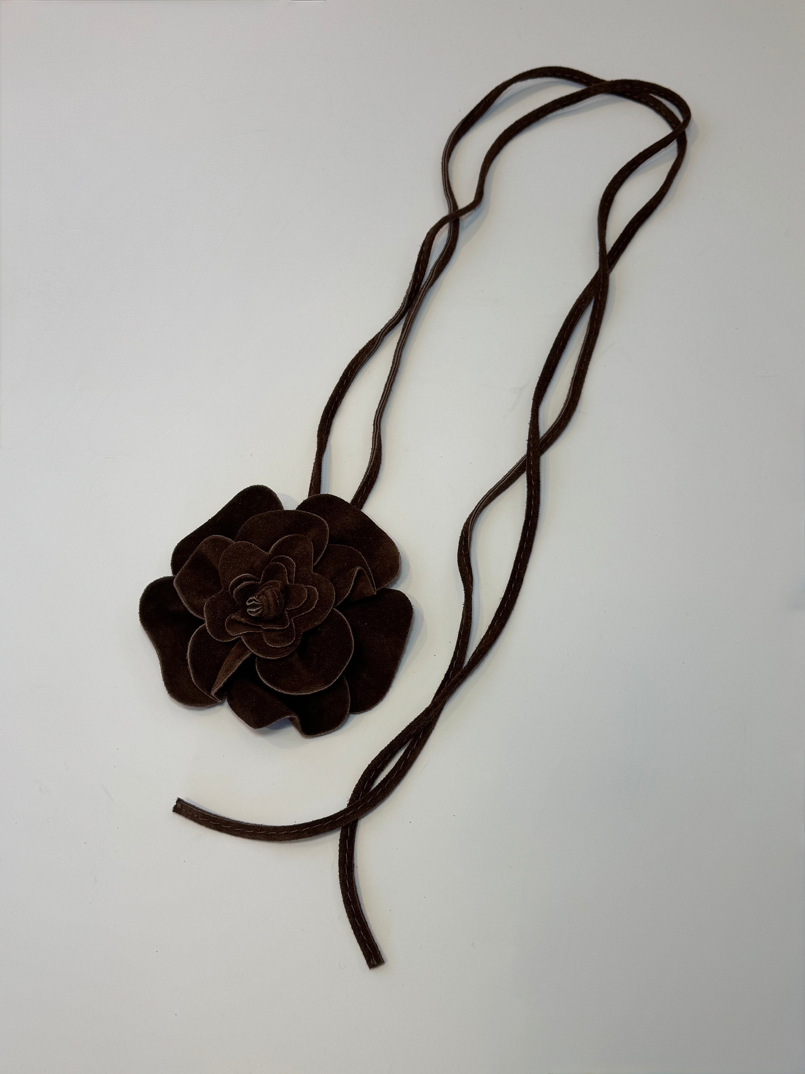 BROWN SUEDE FLORAL BELT
