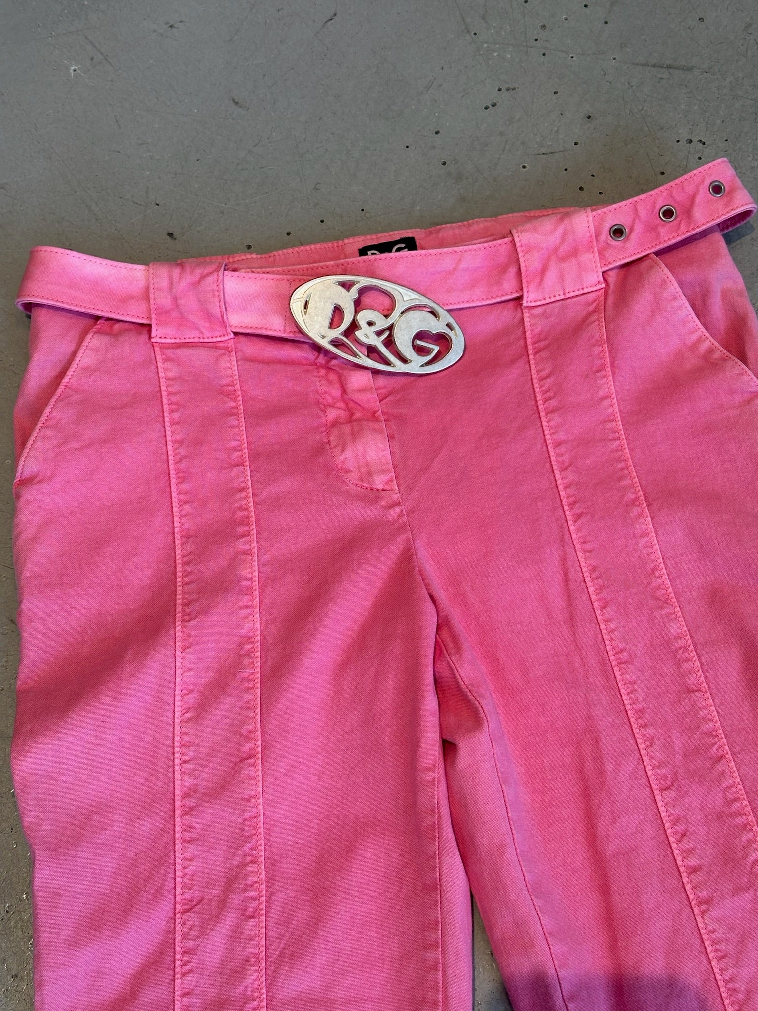 BABY PINK LOGO BELT CAPRIS @MDSG