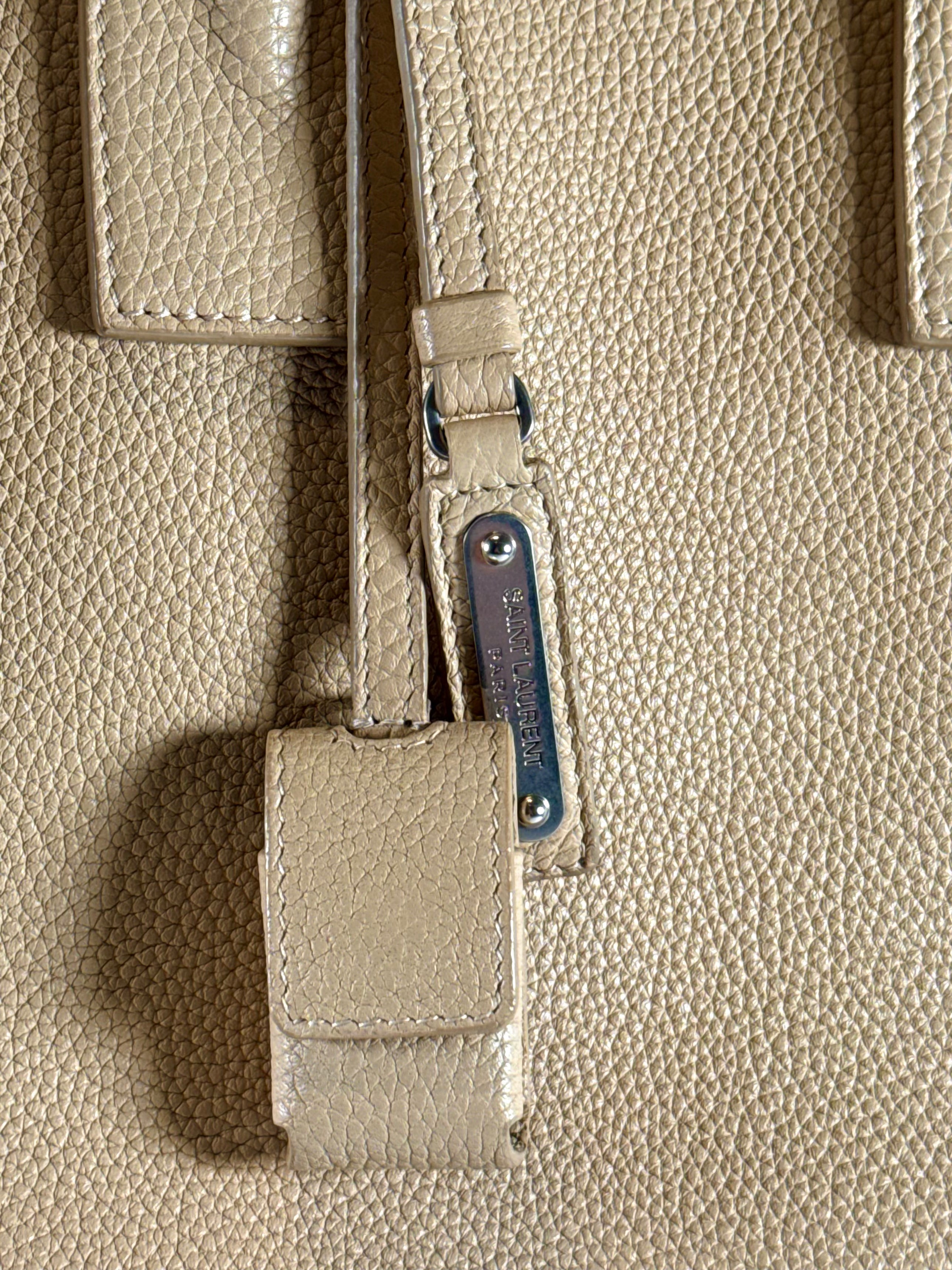 SAC DE JOUR SAND LEATHER SMALL TOTE @NICOZ