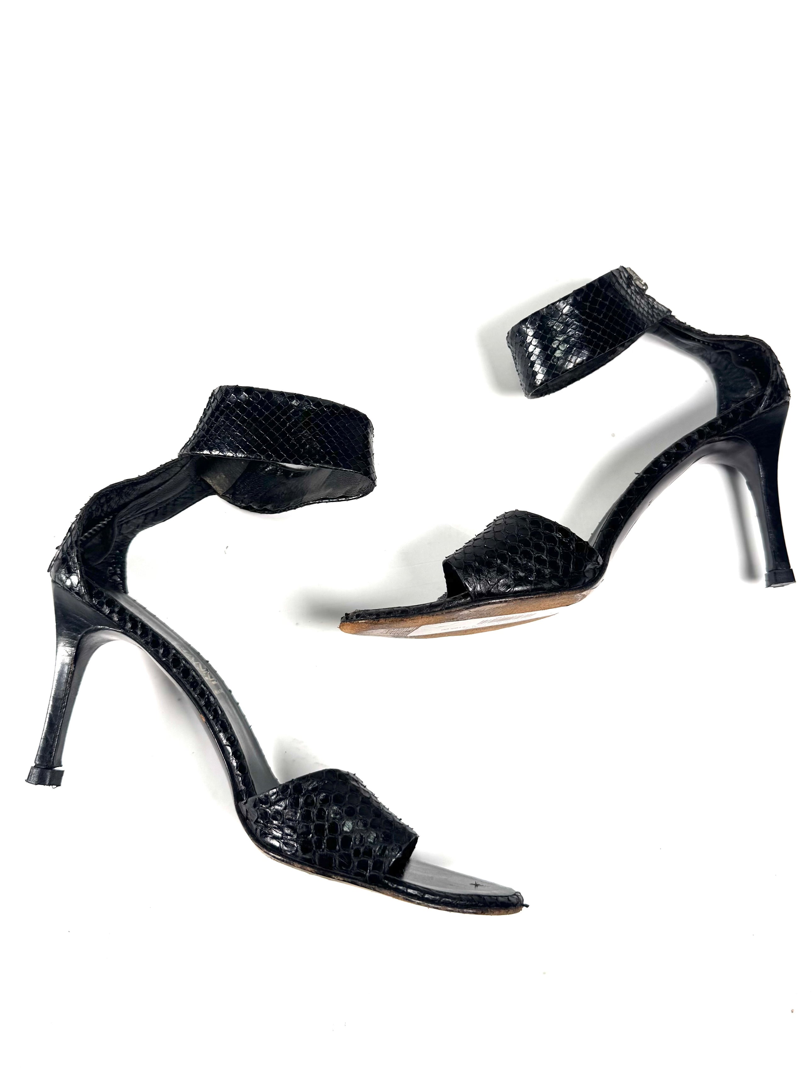 BLACK SNAKESKIN HEELS