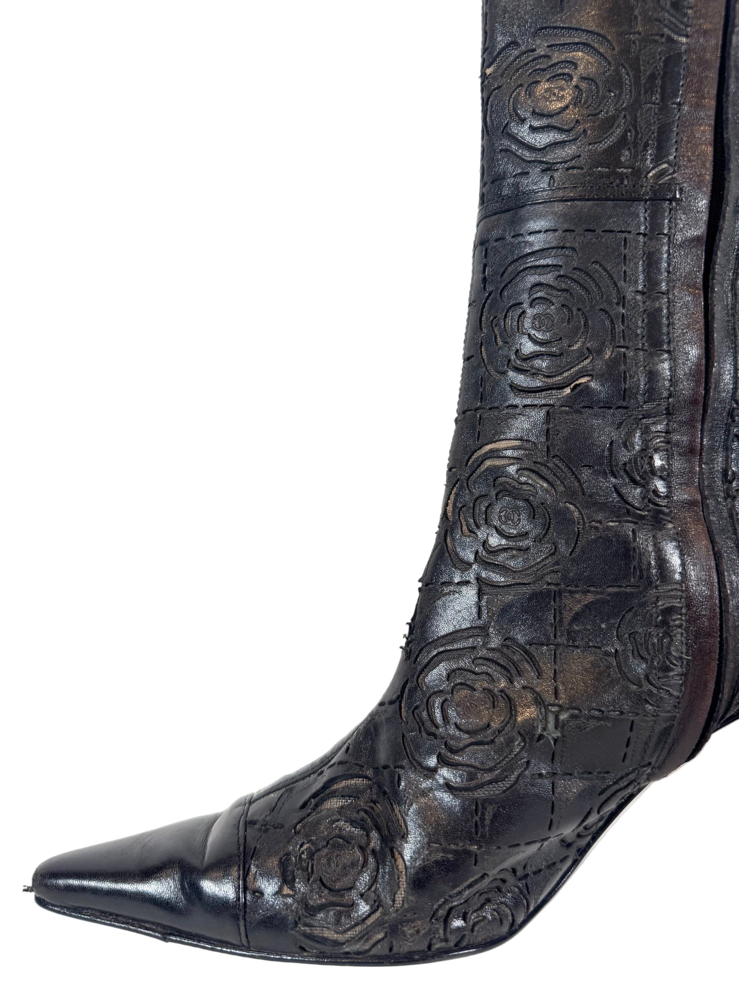 BLACK LEATHER CAMELLIA FLOWER BOOTS