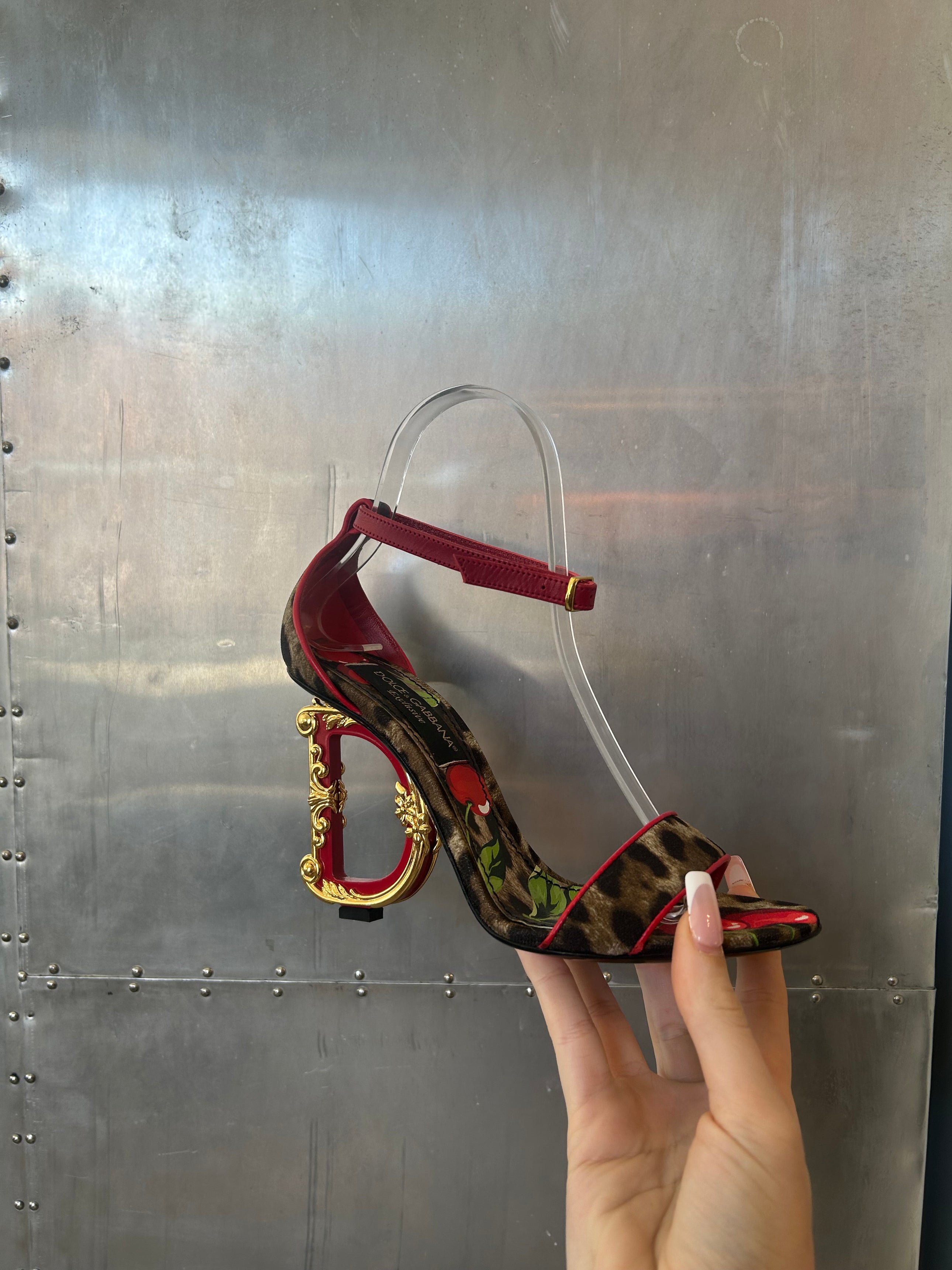 LEOPARD AND CHERRY BAROQUE PRINTED "DG" HEELS