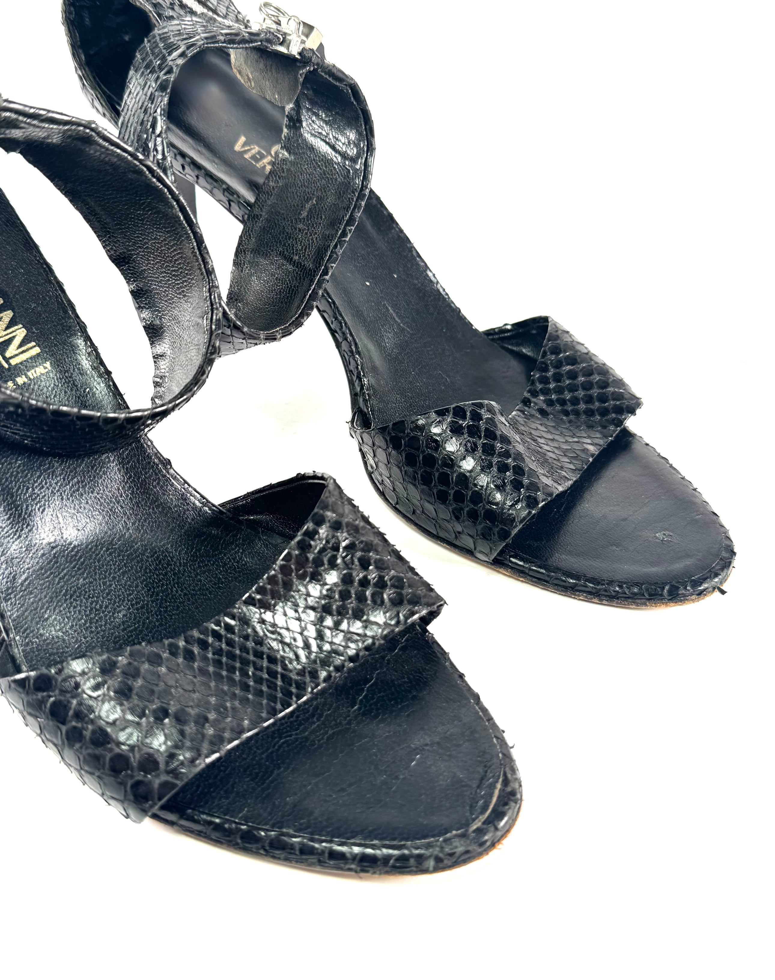 BLACK SNAKESKIN HEELS