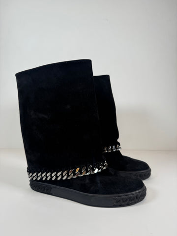 SUEDE CHAIN BOOTS