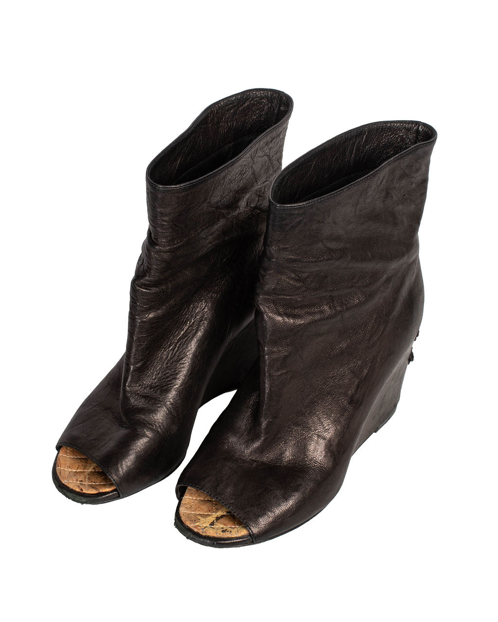 BLACK LEATHER CC LOGO WEDGES