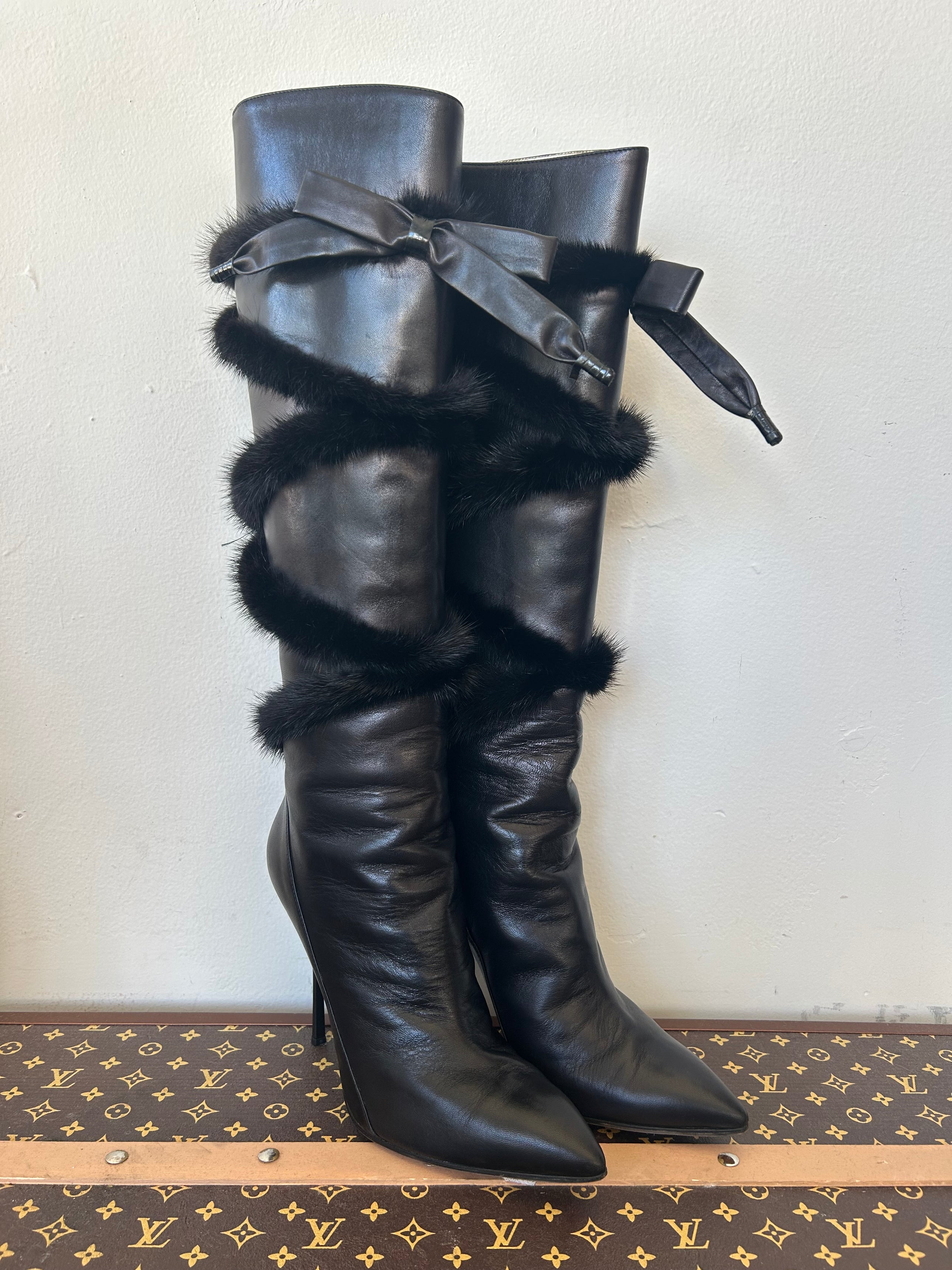 LEATHER & MINK BOOTS @IRIK