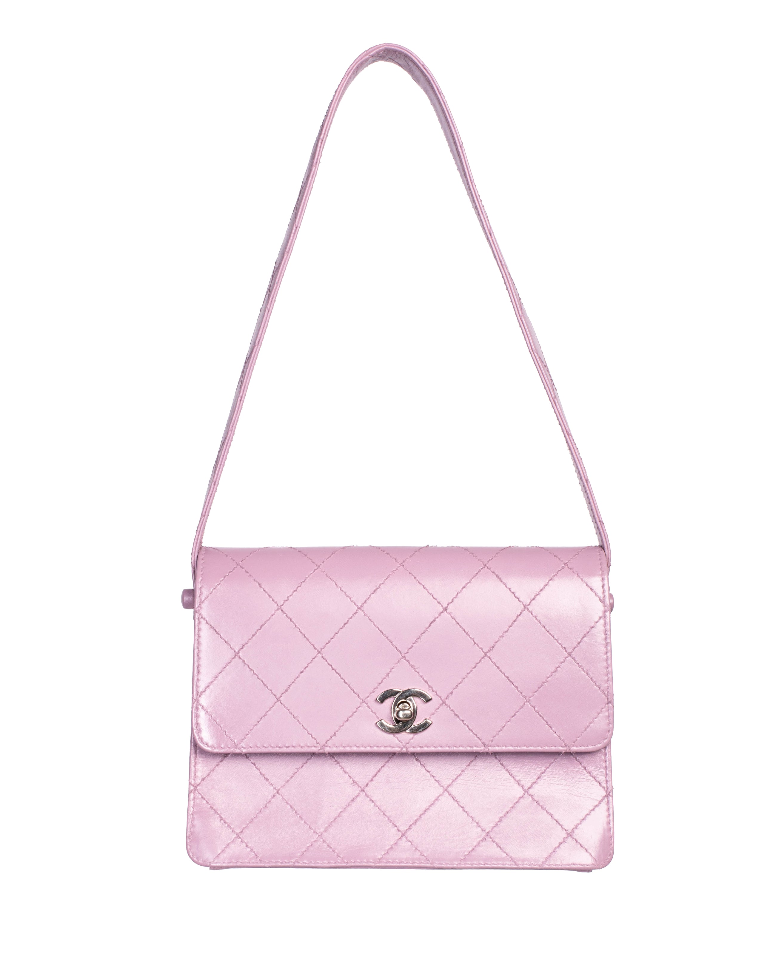 96/97 lilac lambskin quilted flap top handle bag