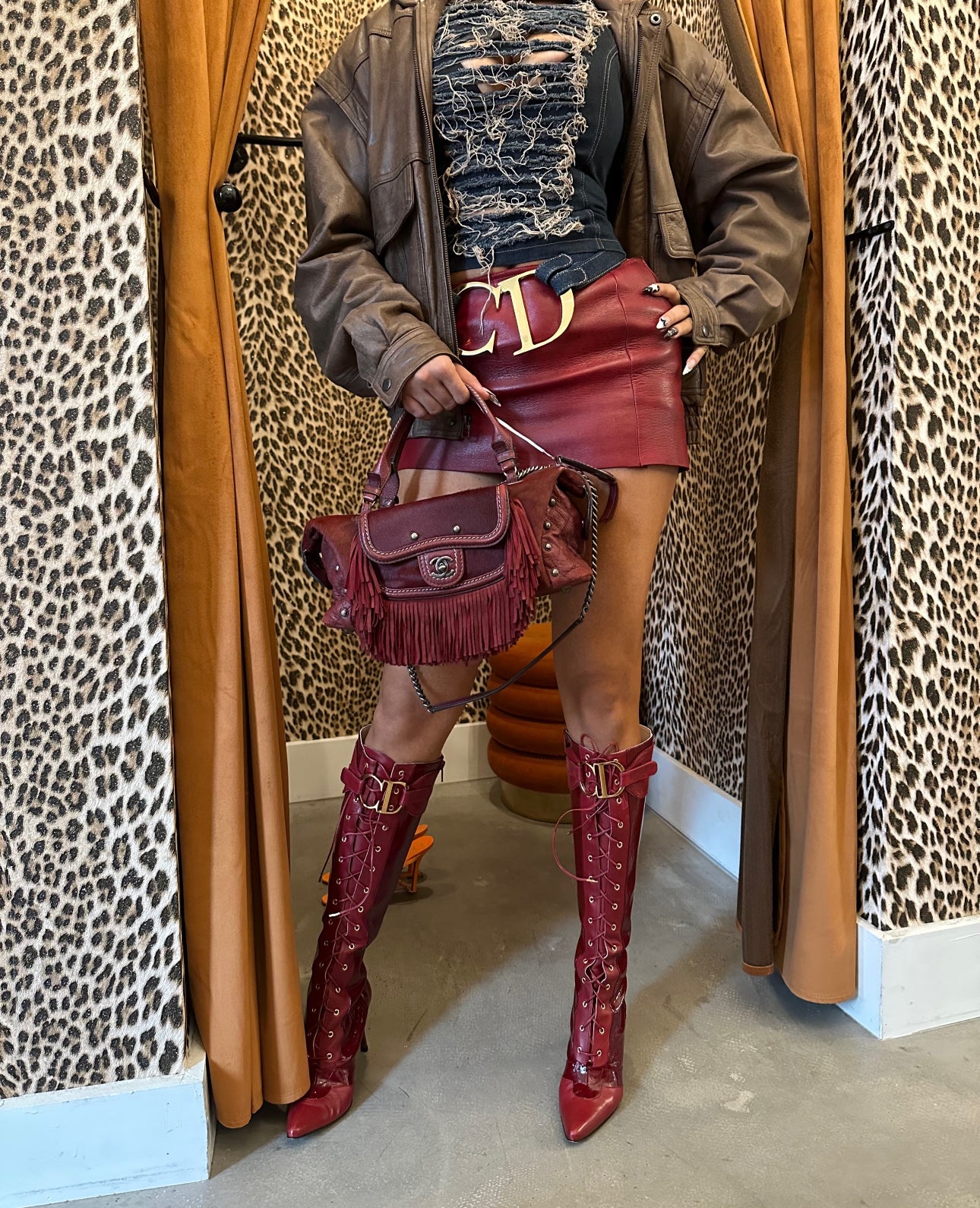 FW00 MONOGRAM PATENT LEATHER BUCKLE BOOTS @FAR