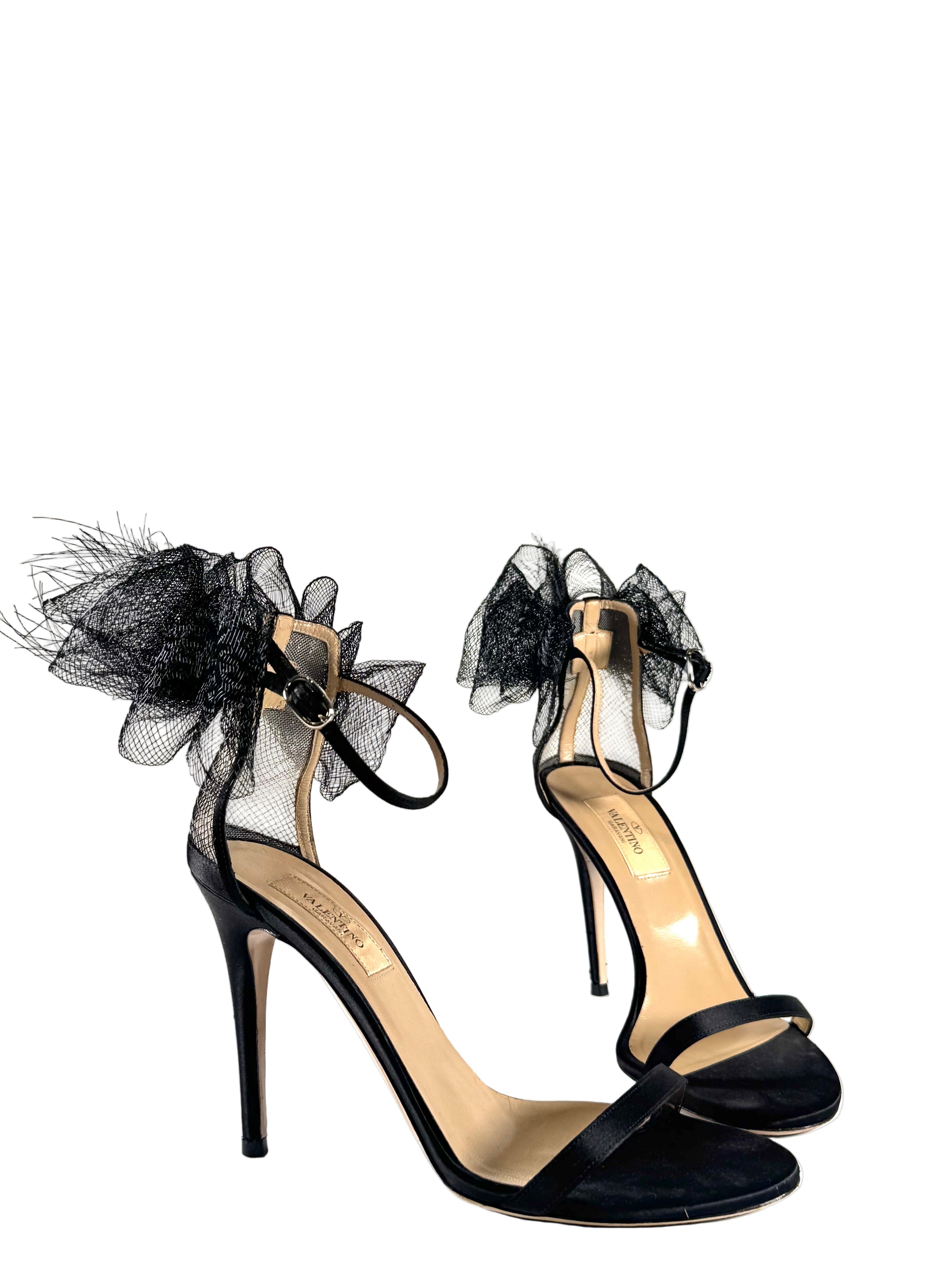 BLACK BOW HEELS @JKOVA