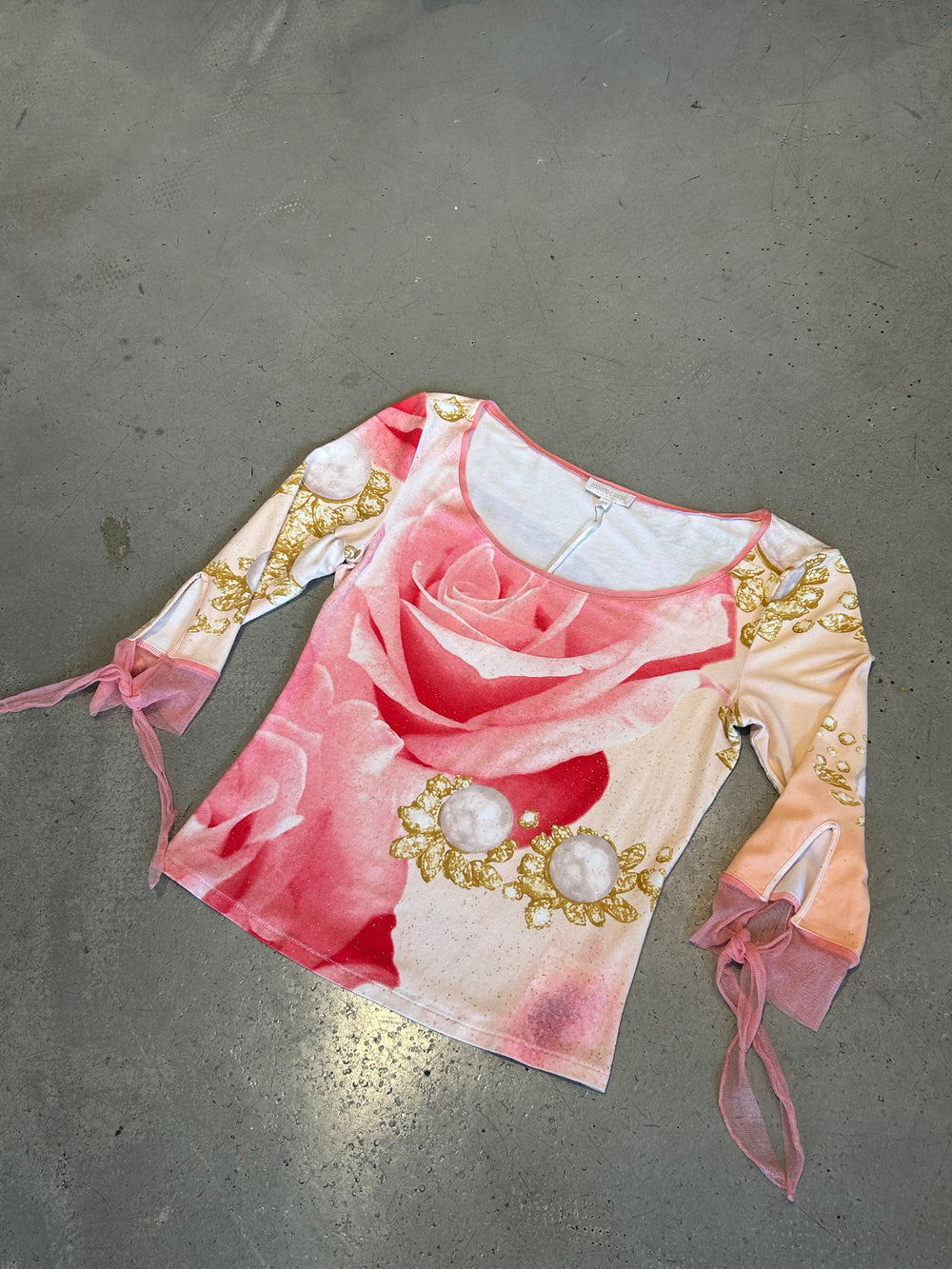 SS01 LIZ TAYLOR EYE PRINTED L/S W SILK DETAIL