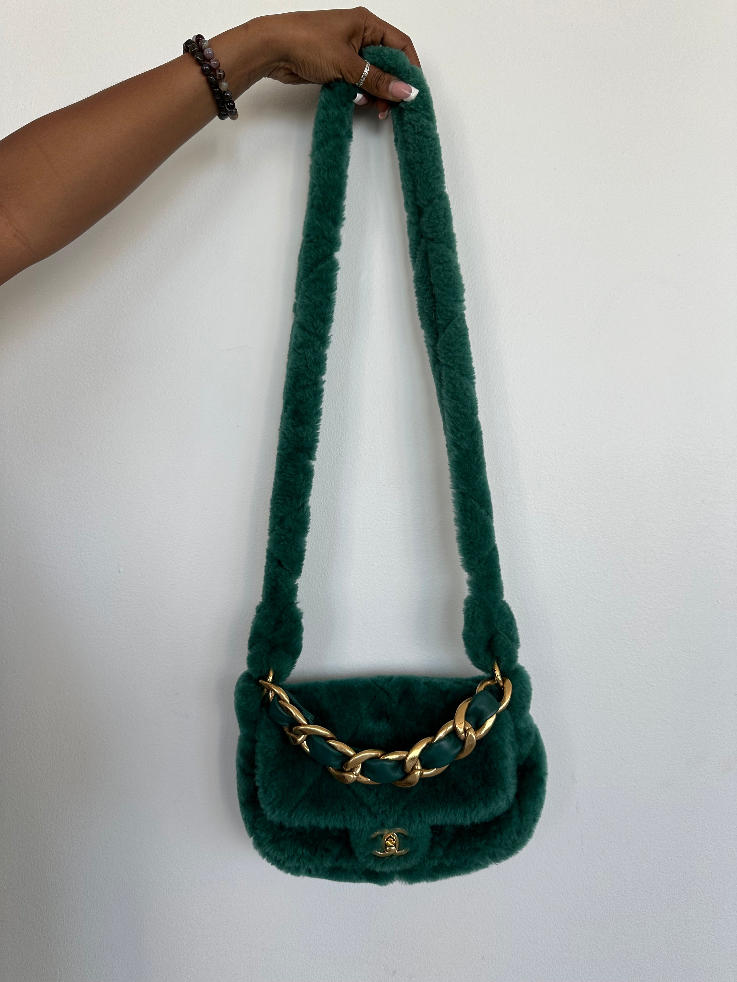 GREEN SHEARLING QUILTED CROSSBODY BAG