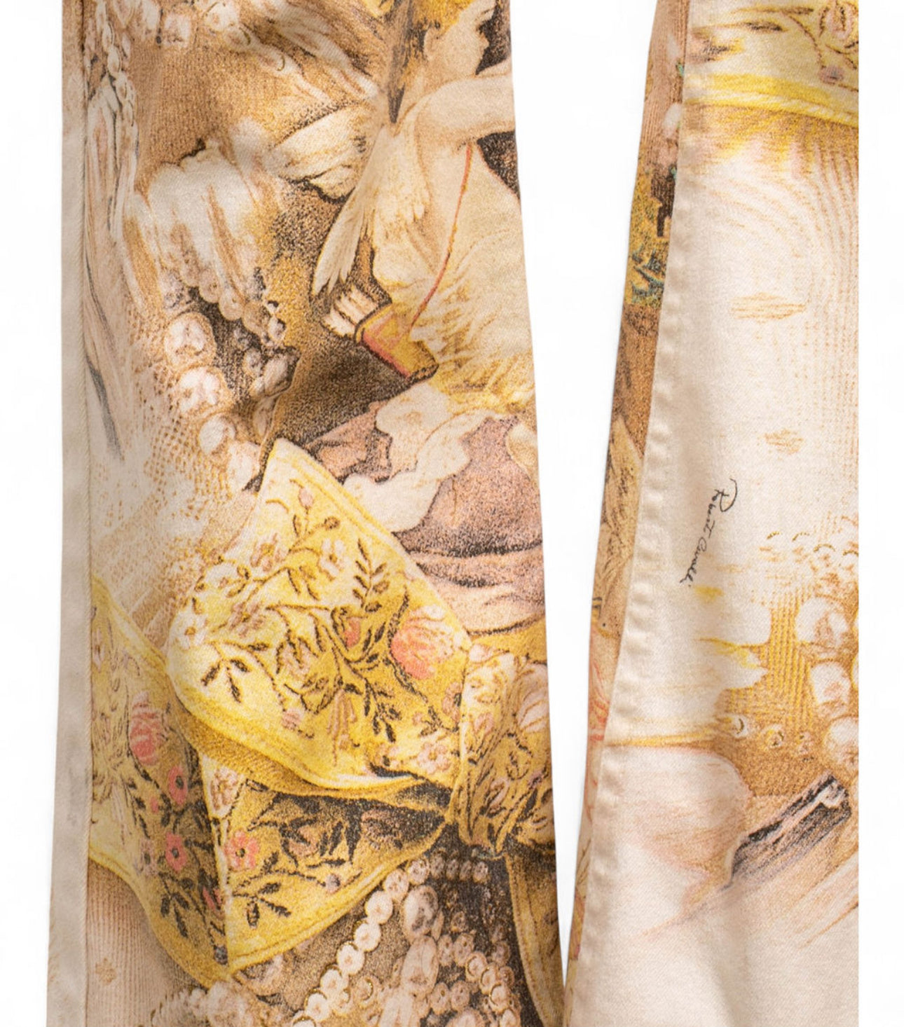 ROMANTIC PEARLS & ANGELS PRINTED JEANS @afeni