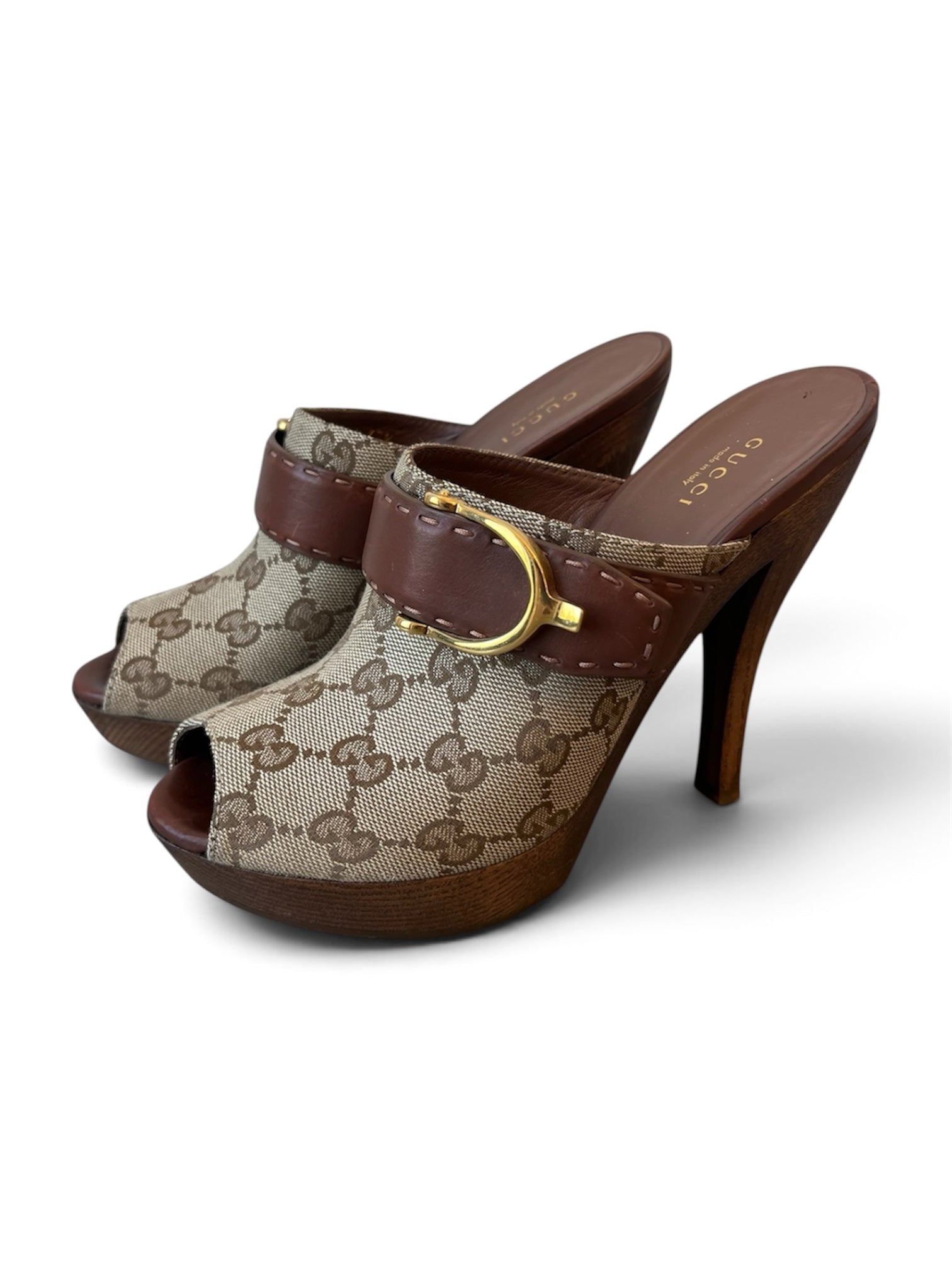 MONOGRAM & GOLD DETAIL WOODEN CLOGS @CREV
