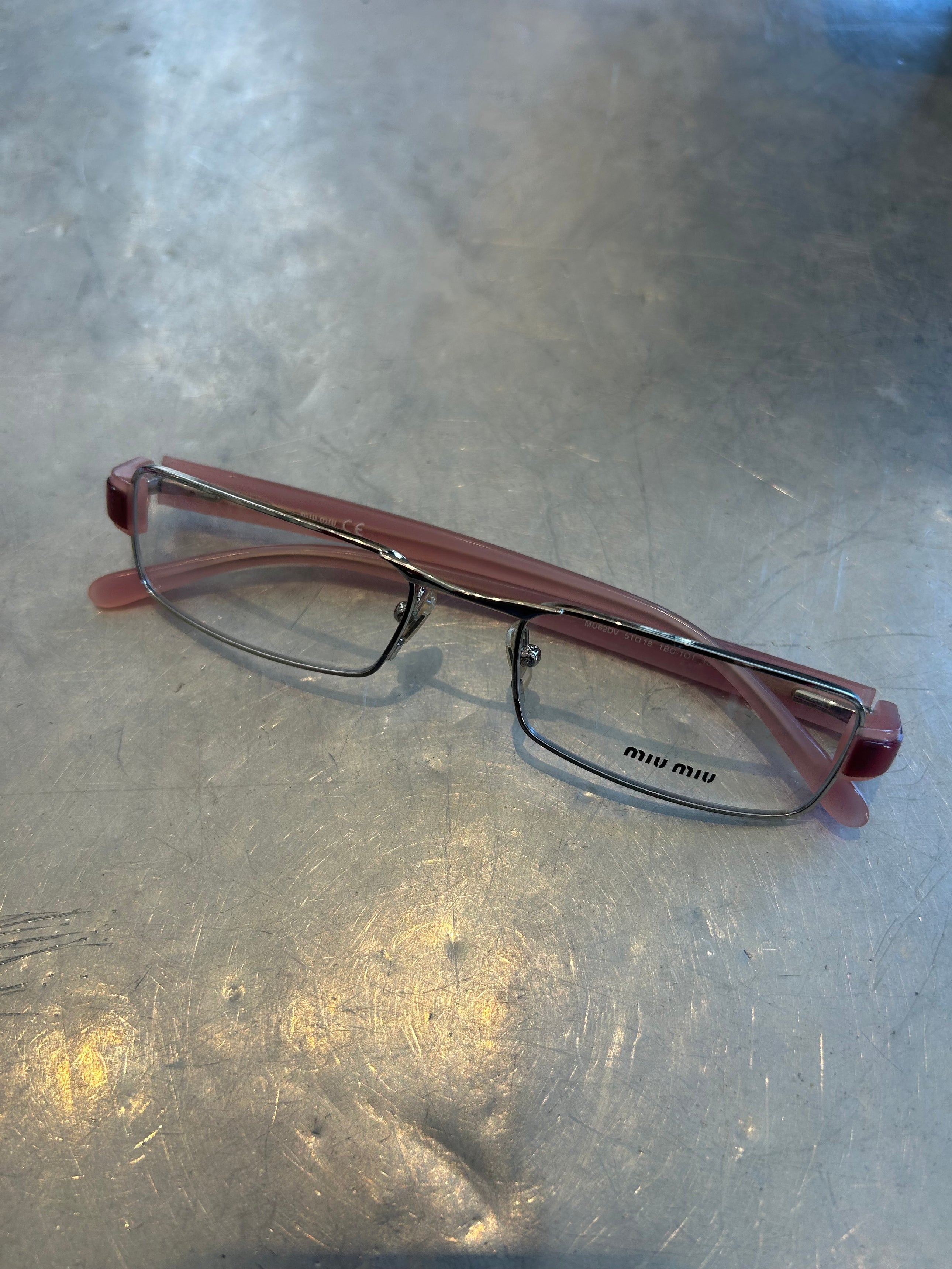 ‘MU62DV’ PINK & SILVER READING GLASSES @MARA