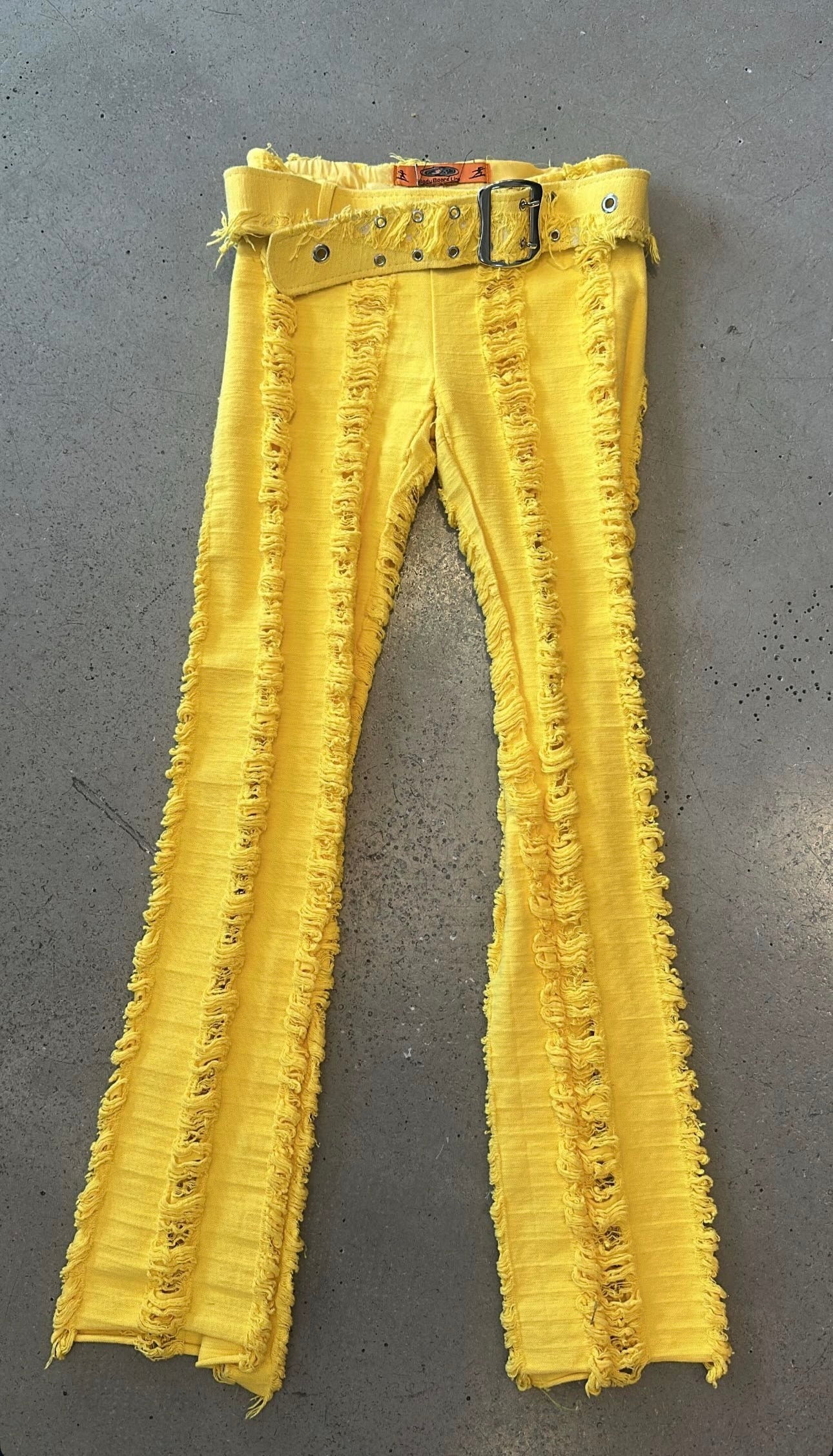 RARE YELLOW SHREDDED LOW RISE PANTS