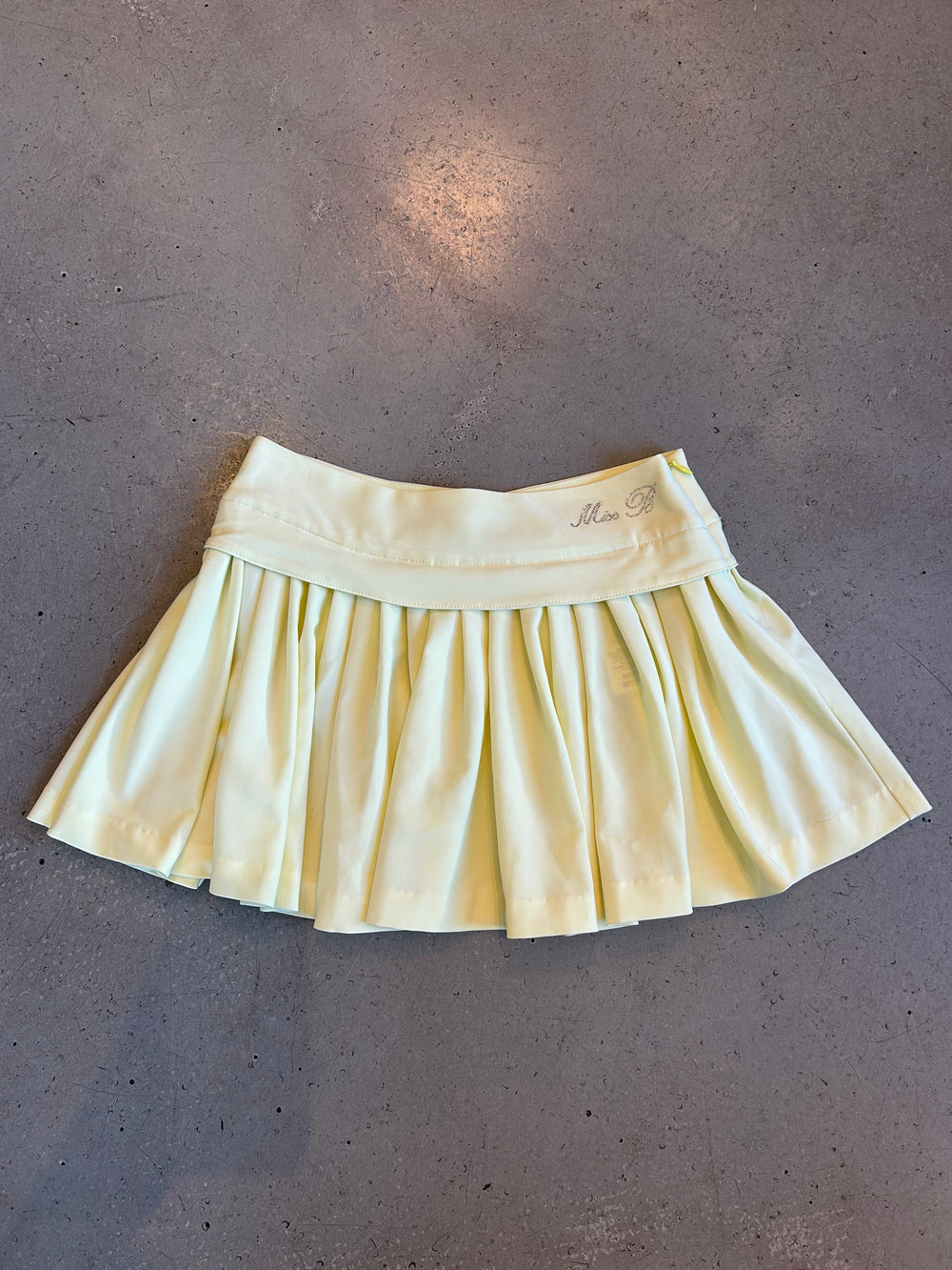 MISS B YELLOW PLEATED MINI SKIRT (NWT) @MDSG