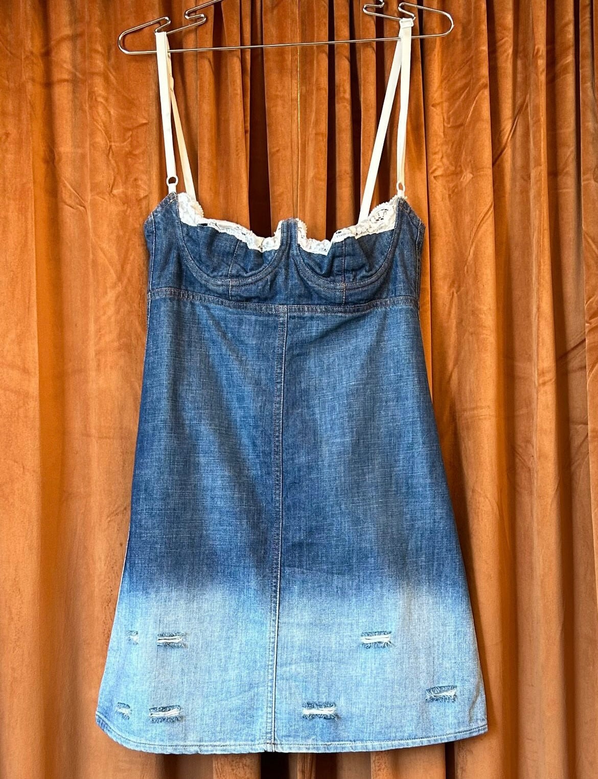 BLUE DENIM & LACE MINI DRESS @ALEXISA