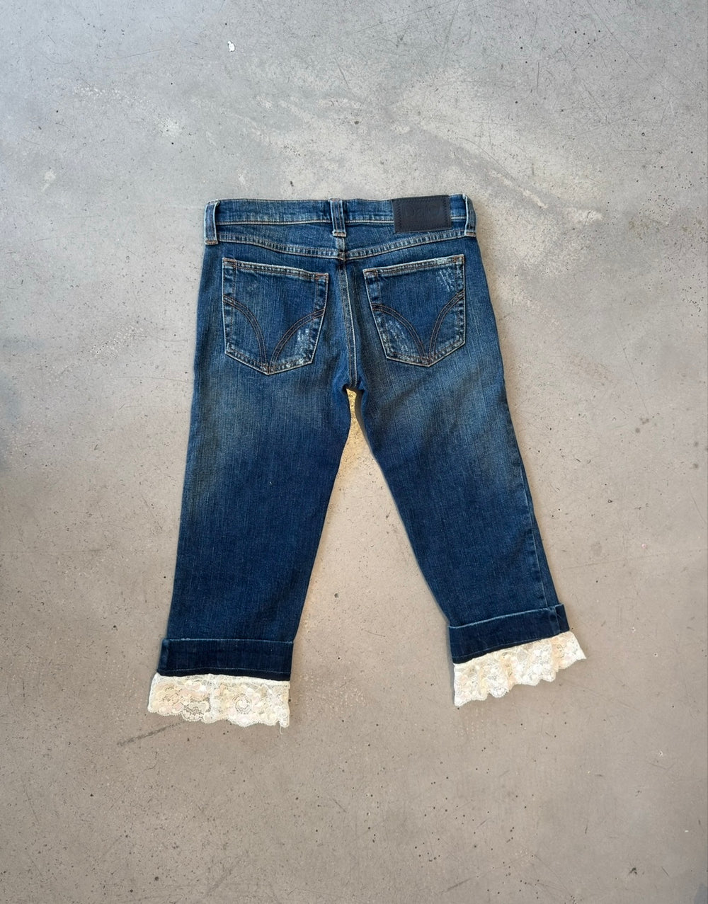 DENIM CAPRIS WITH LACE DETAIL @MDSG