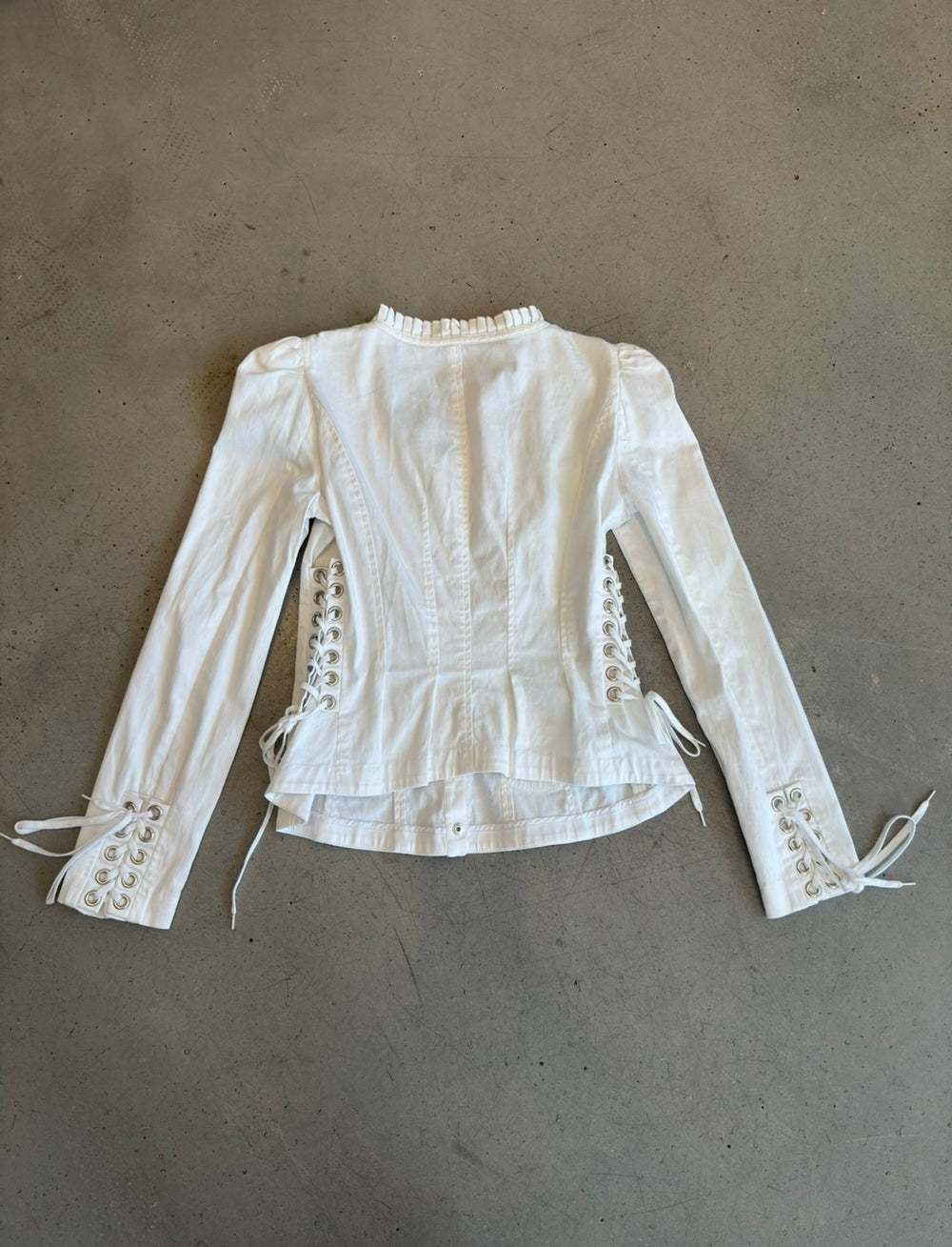 WHITE CORSETED L/S LACE UP TOP @ALISHAG
