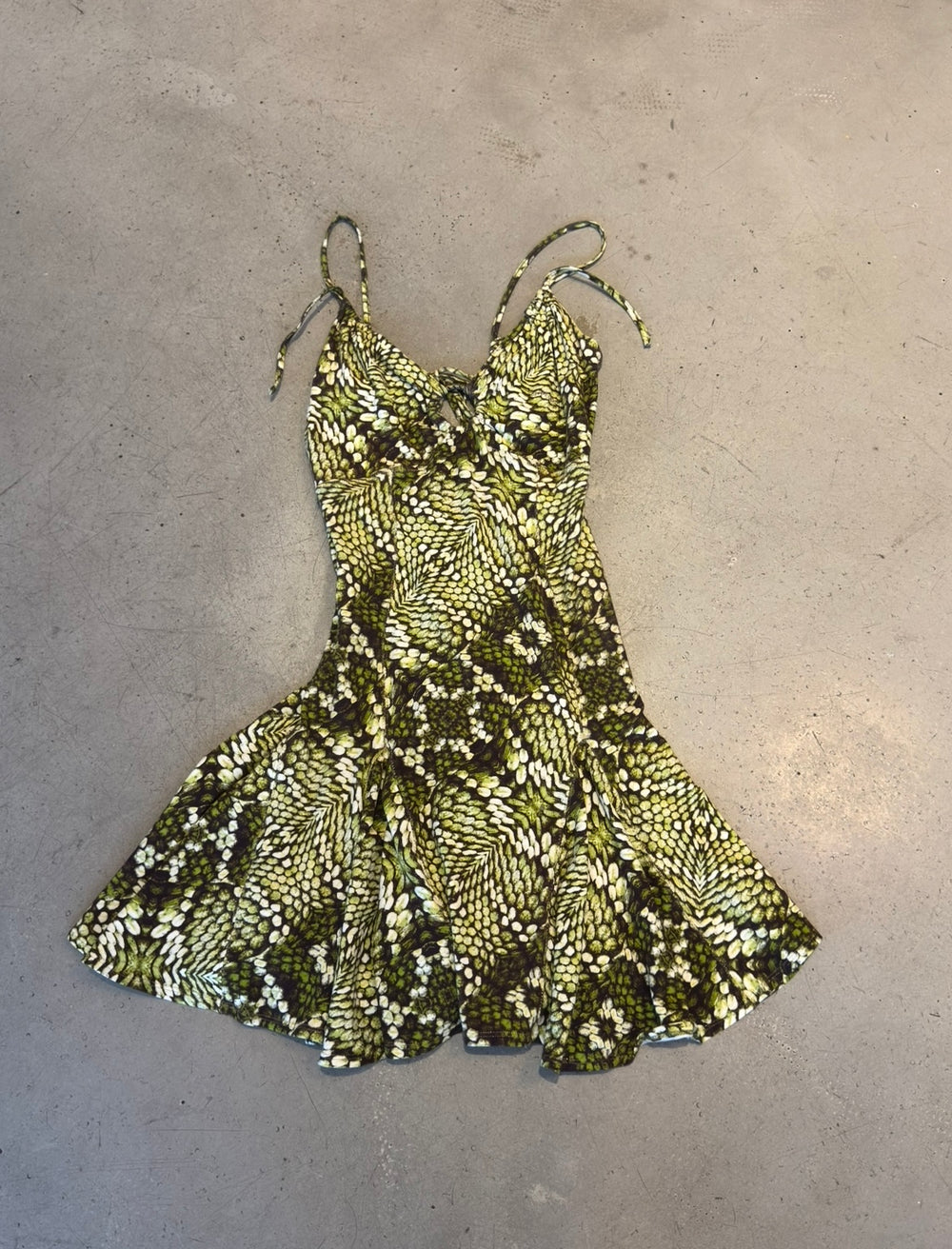 BROWN/GREEN SNAKE PRINTED MIDI DRESS @AFENI
