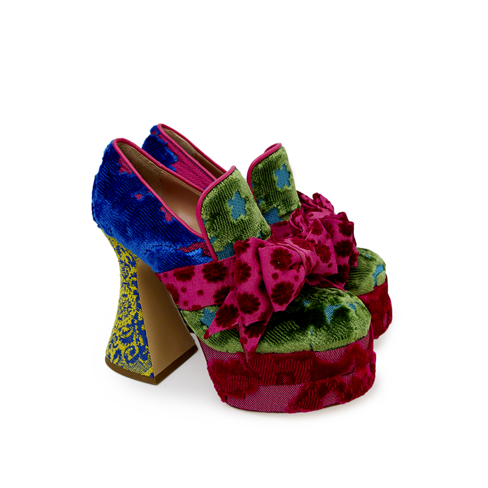 FW20 MARIE ANTOINETTE VELVET PLATFORM HEELS