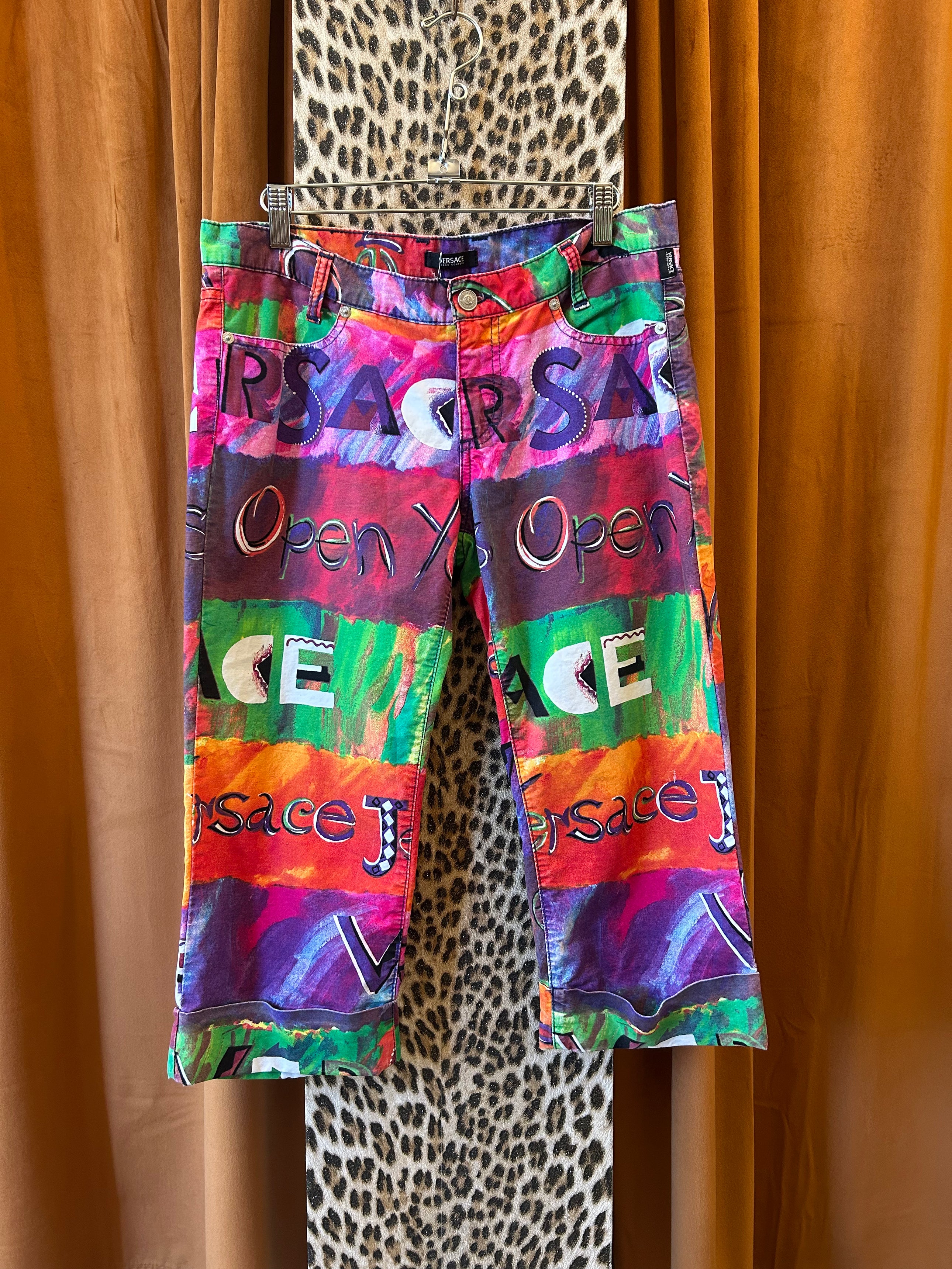 90s GRAFFITI DENIM CAPRIS (NWT)