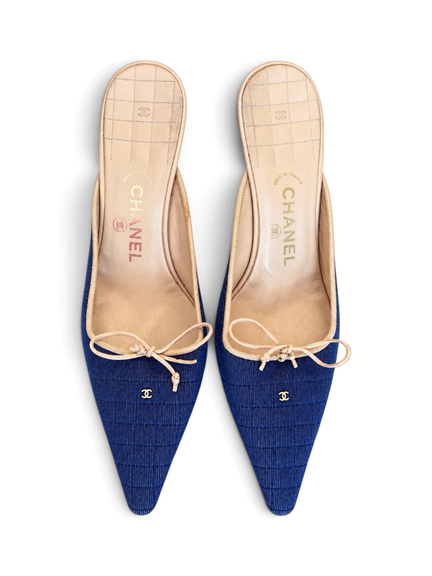 DARK WASH DENIM QUILTED 'CC' KITTEN HEELS @SM