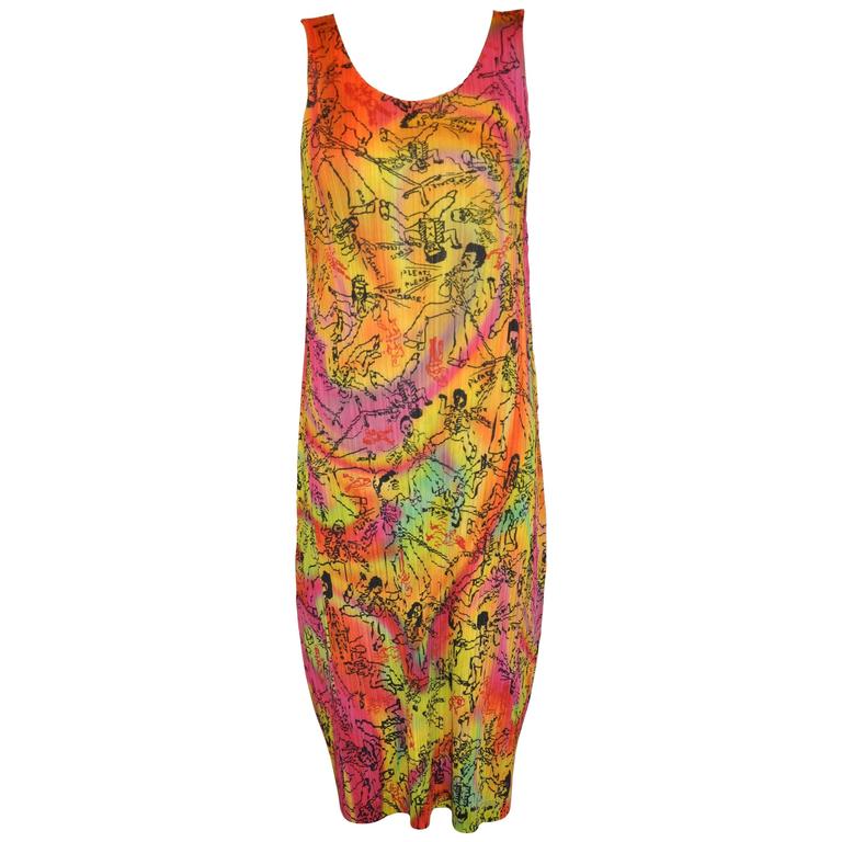 "GRAFFITI CHARACTERS" MAXI DRESS