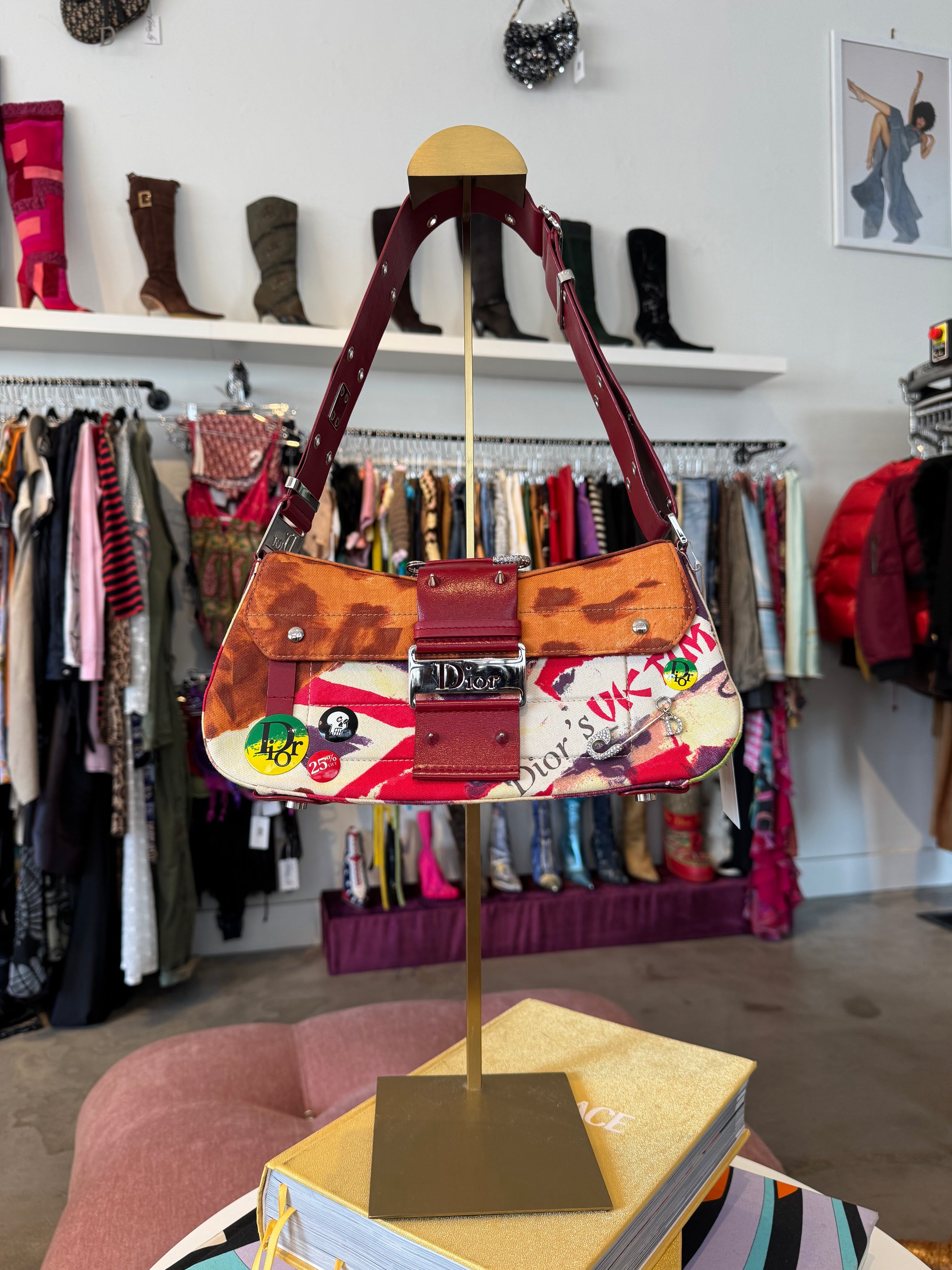 SS03 VICTIM STREET CHIC COLUMBUS SHOULDER BAG