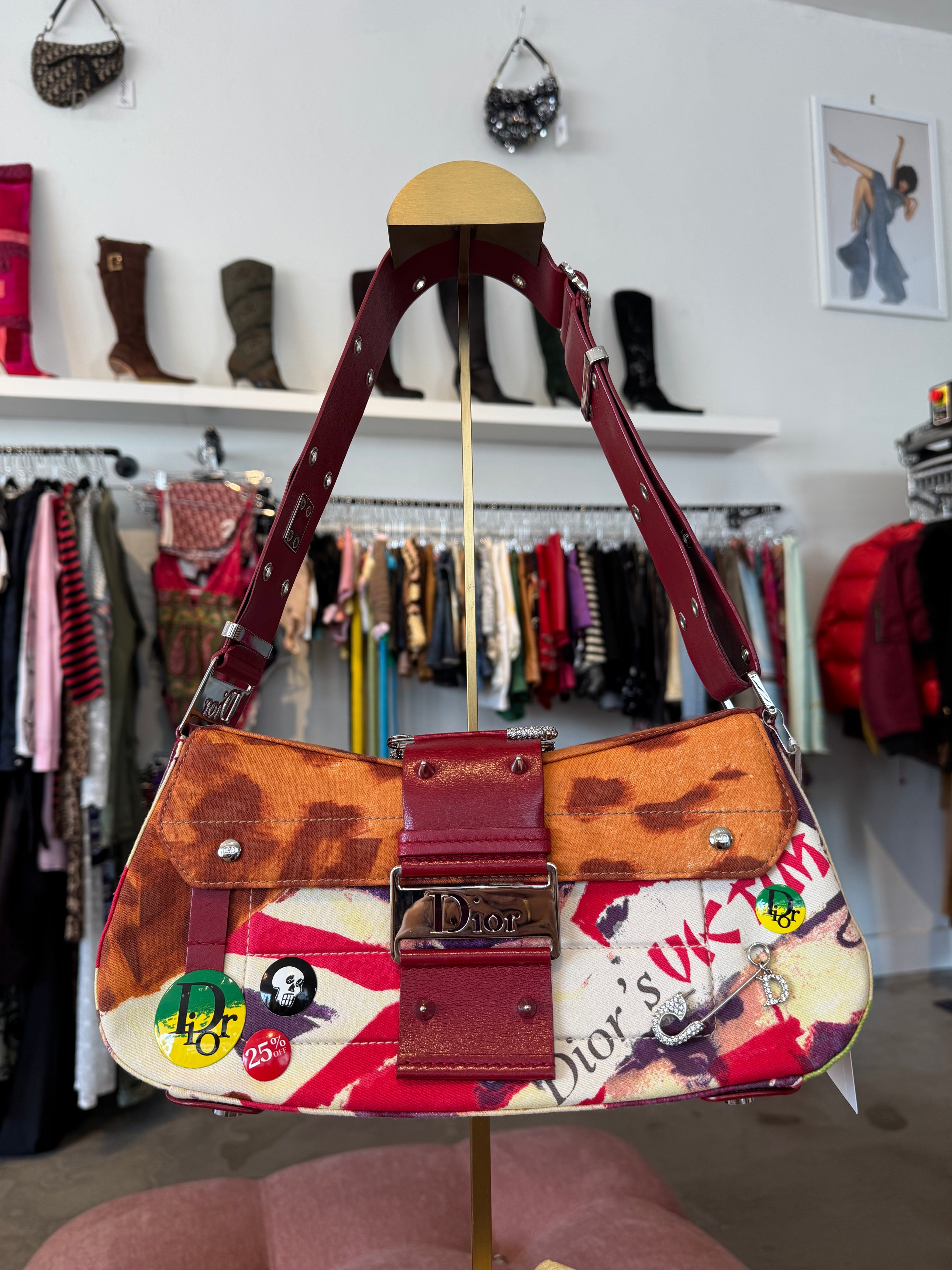 SS03 VICTIM STREET CHIC COLUMBUS SHOULDER BAG