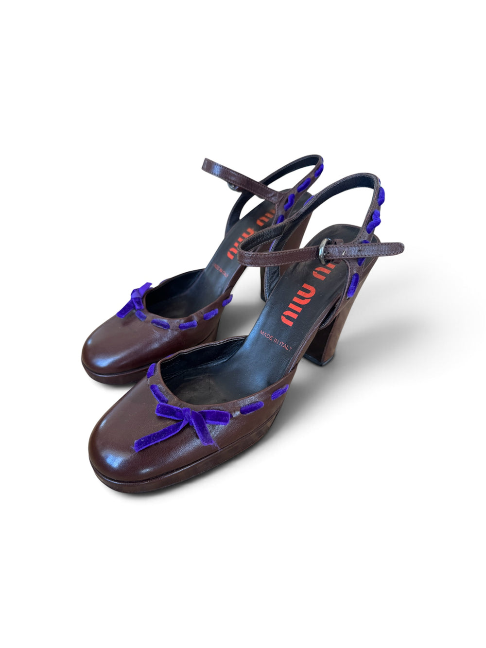 ROUND TOE HEELS W/ PURPLE RIBBON (AS IS) @SM