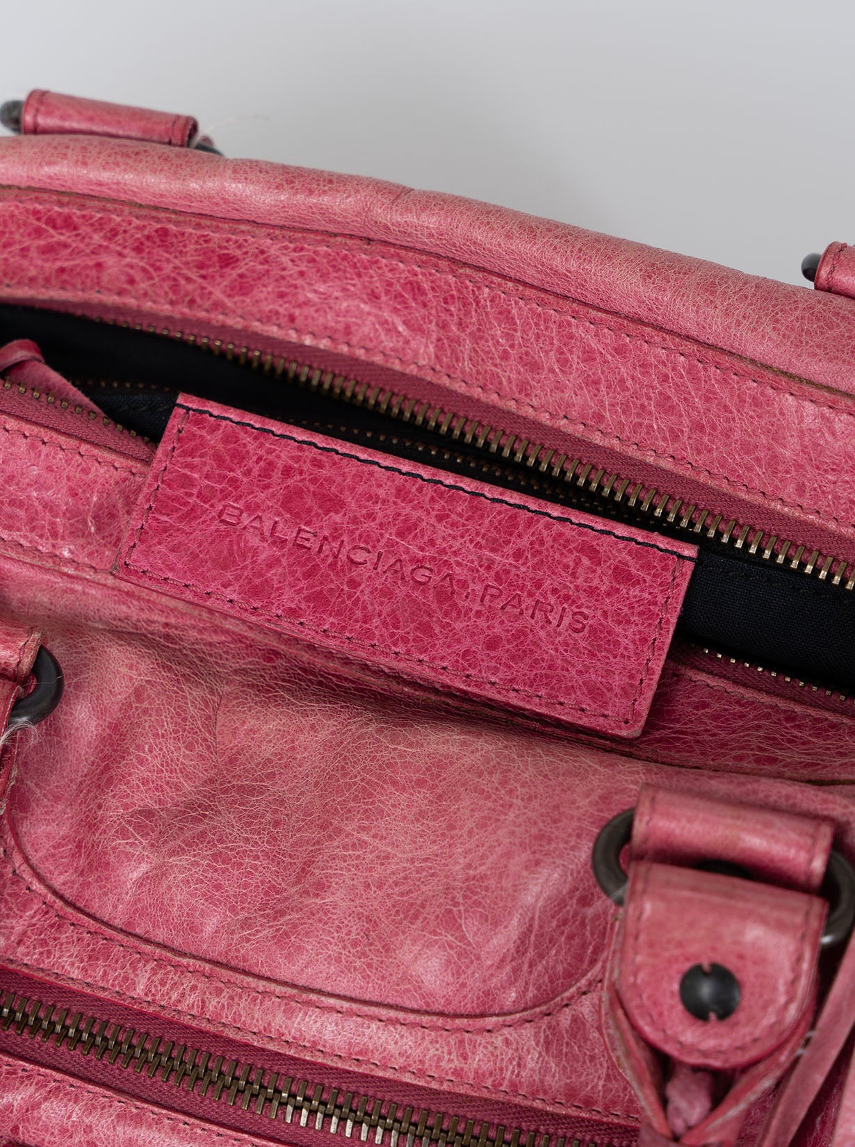PINK DISTRESSED LE CITY FIRST BAG