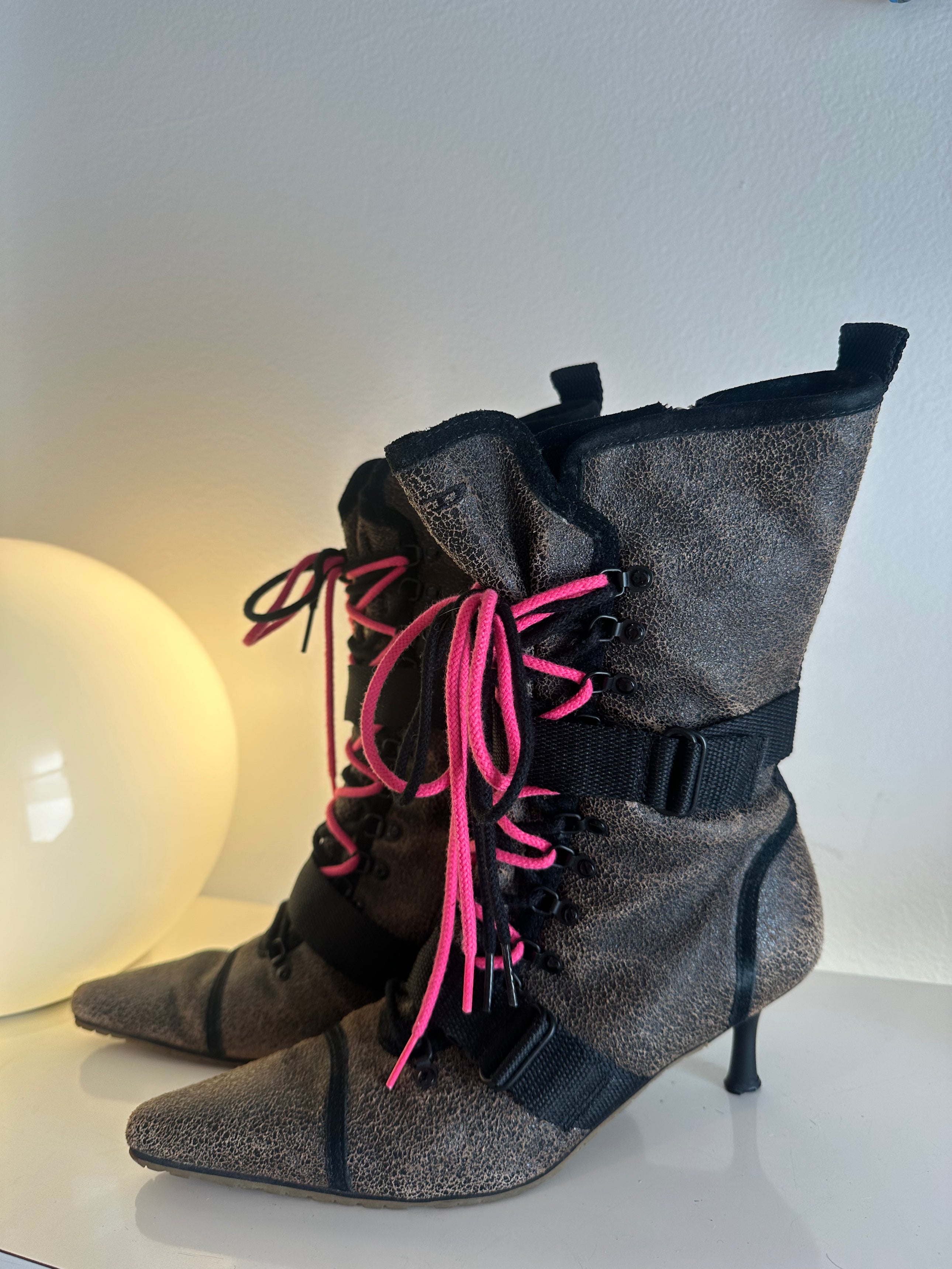 LACE-UP ANKLE BOOTS